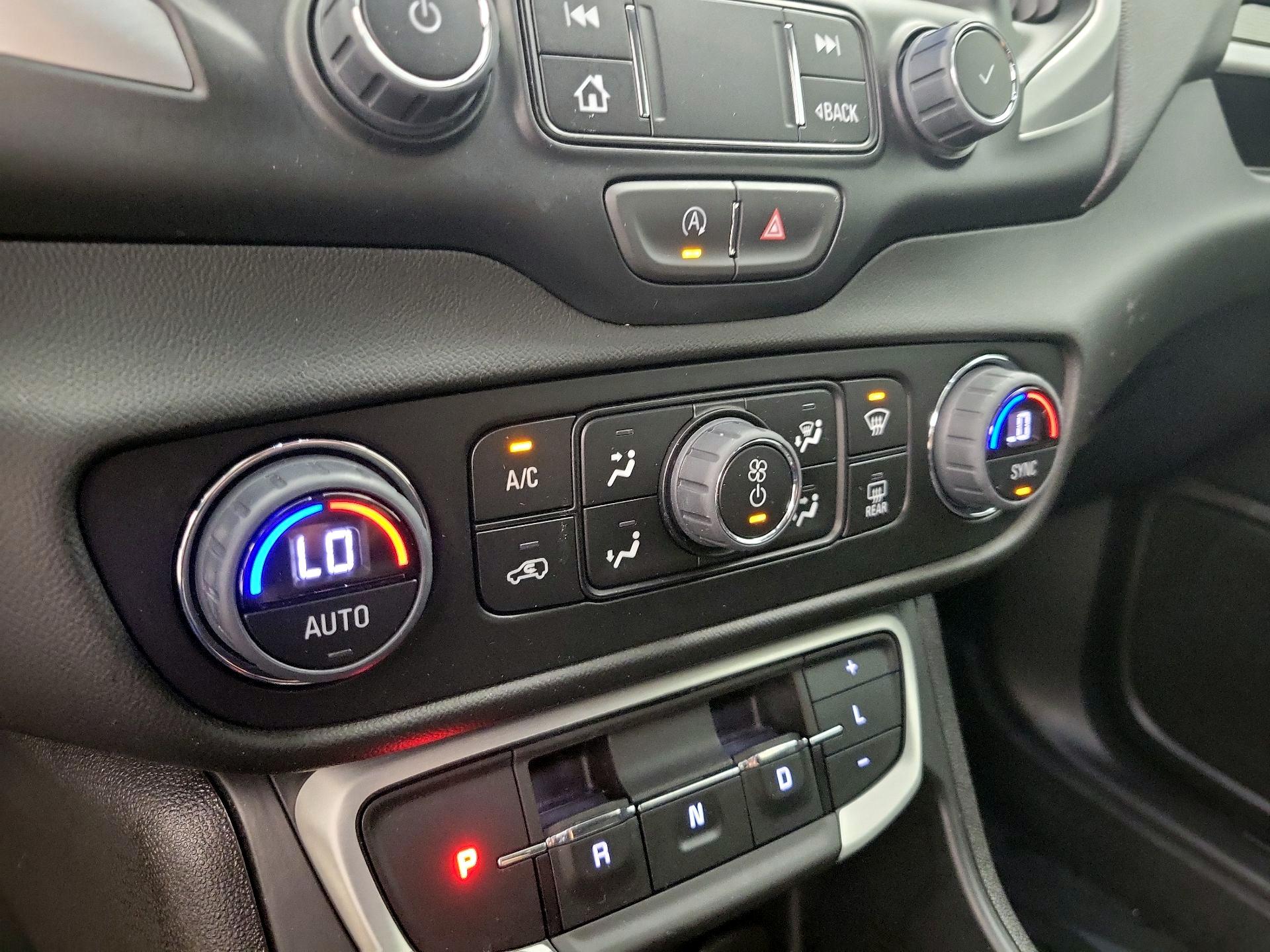 Thumbnail: 2024 GMC Terrain - 17