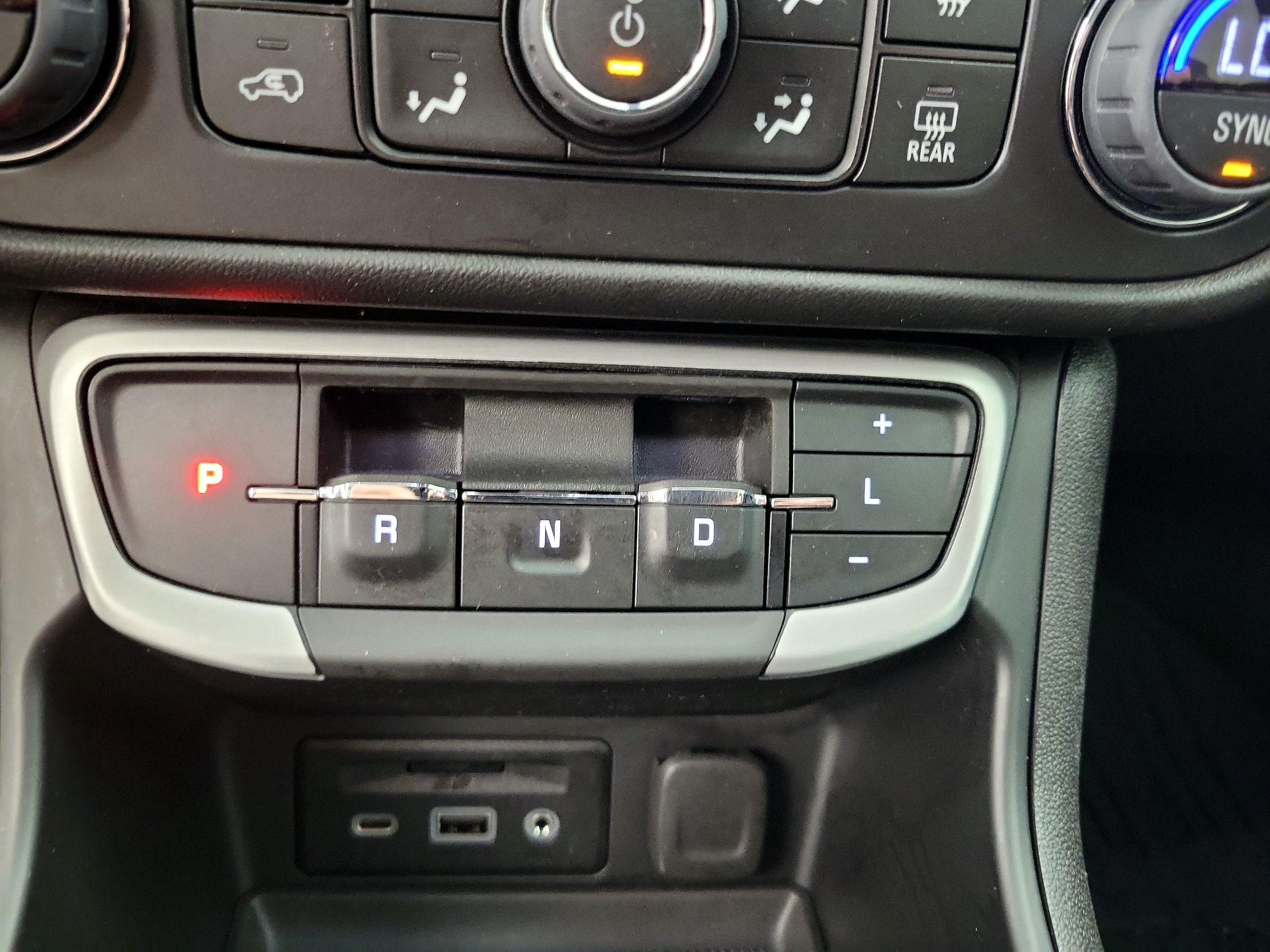 Thumbnail: 2024 GMC Terrain - 18