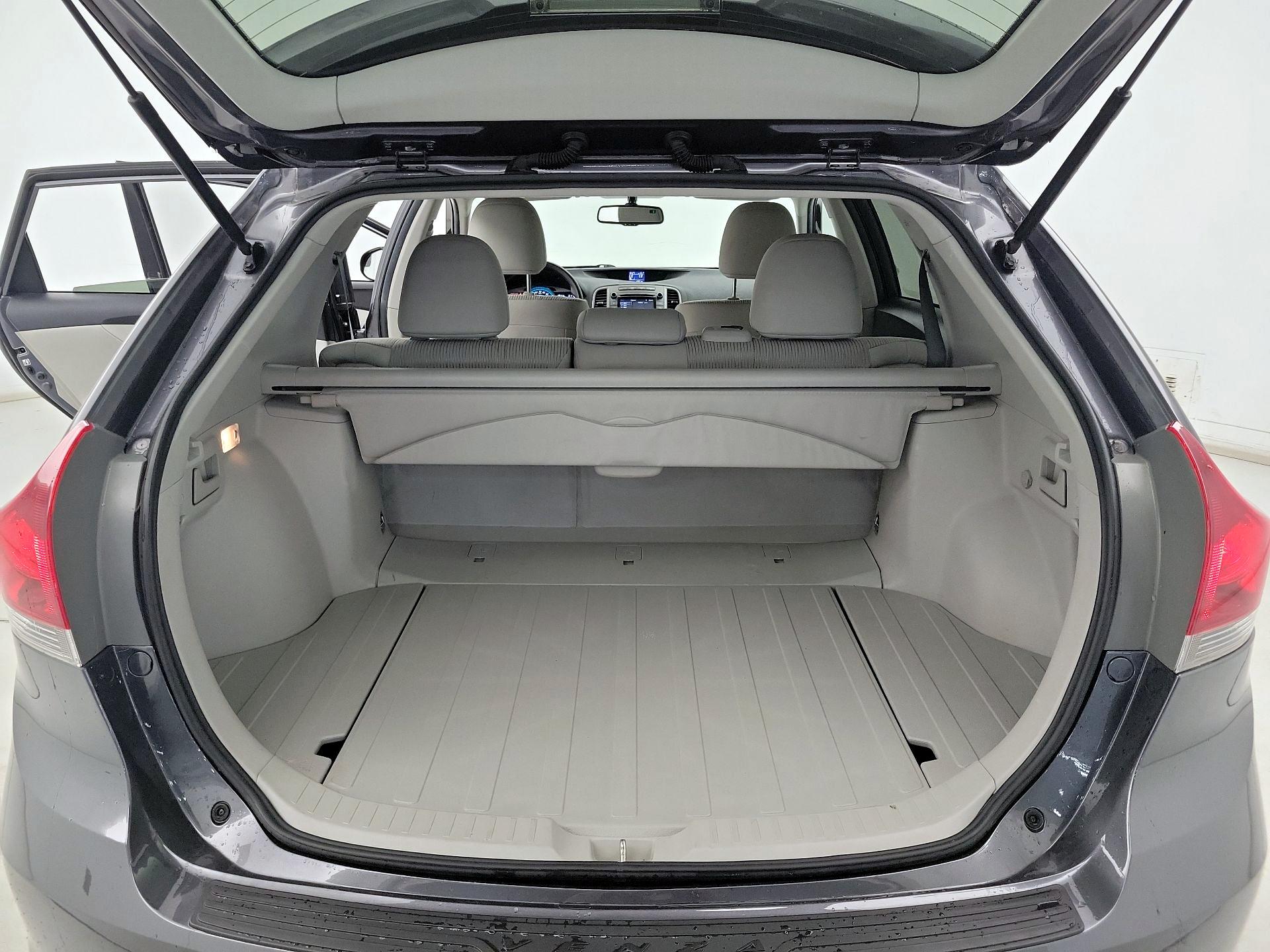 Thumbnail: 2015 Toyota Venza - 20