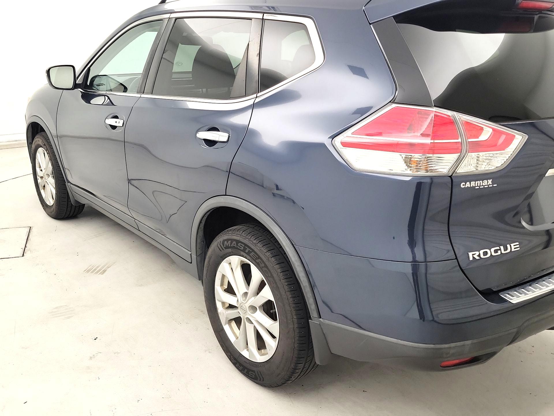 Thumbnail: 2016 Nissan Rogue - 7