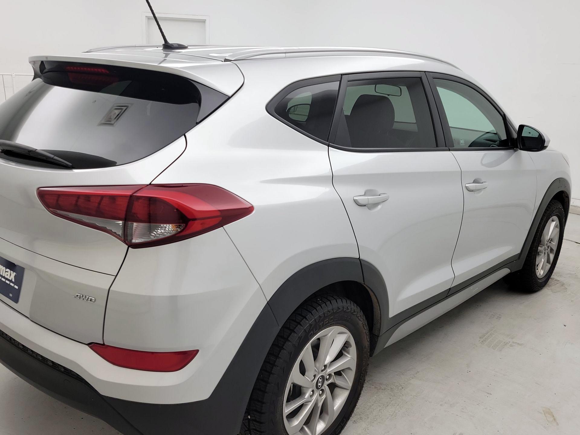 Thumbnail: 2017 Hyundai Tucson - 5