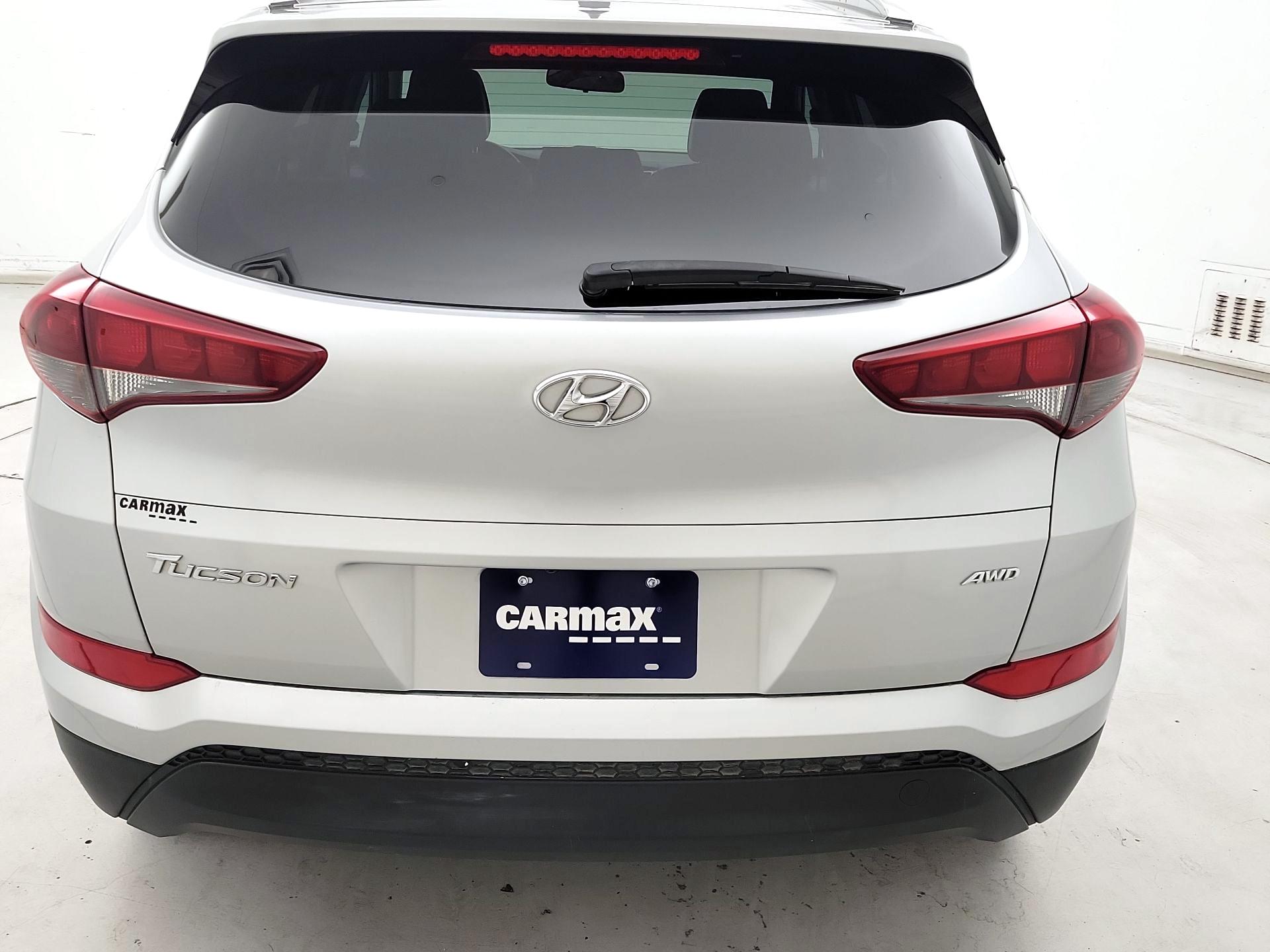 Thumbnail: 2017 Hyundai Tucson - 6