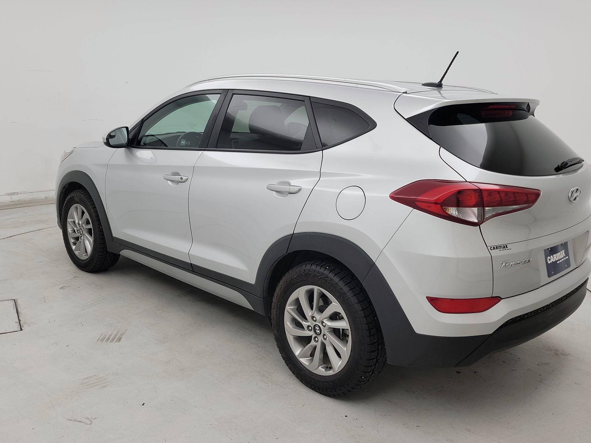 Thumbnail: 2017 Hyundai Tucson - 7