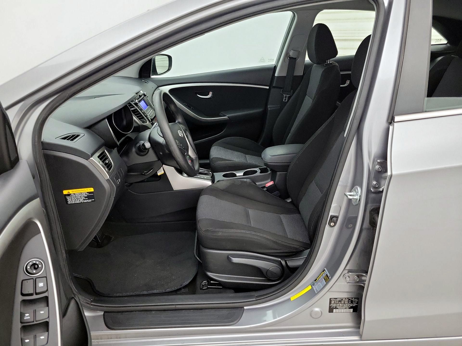 Thumbnail: 2013 Hyundai Elantra - 11