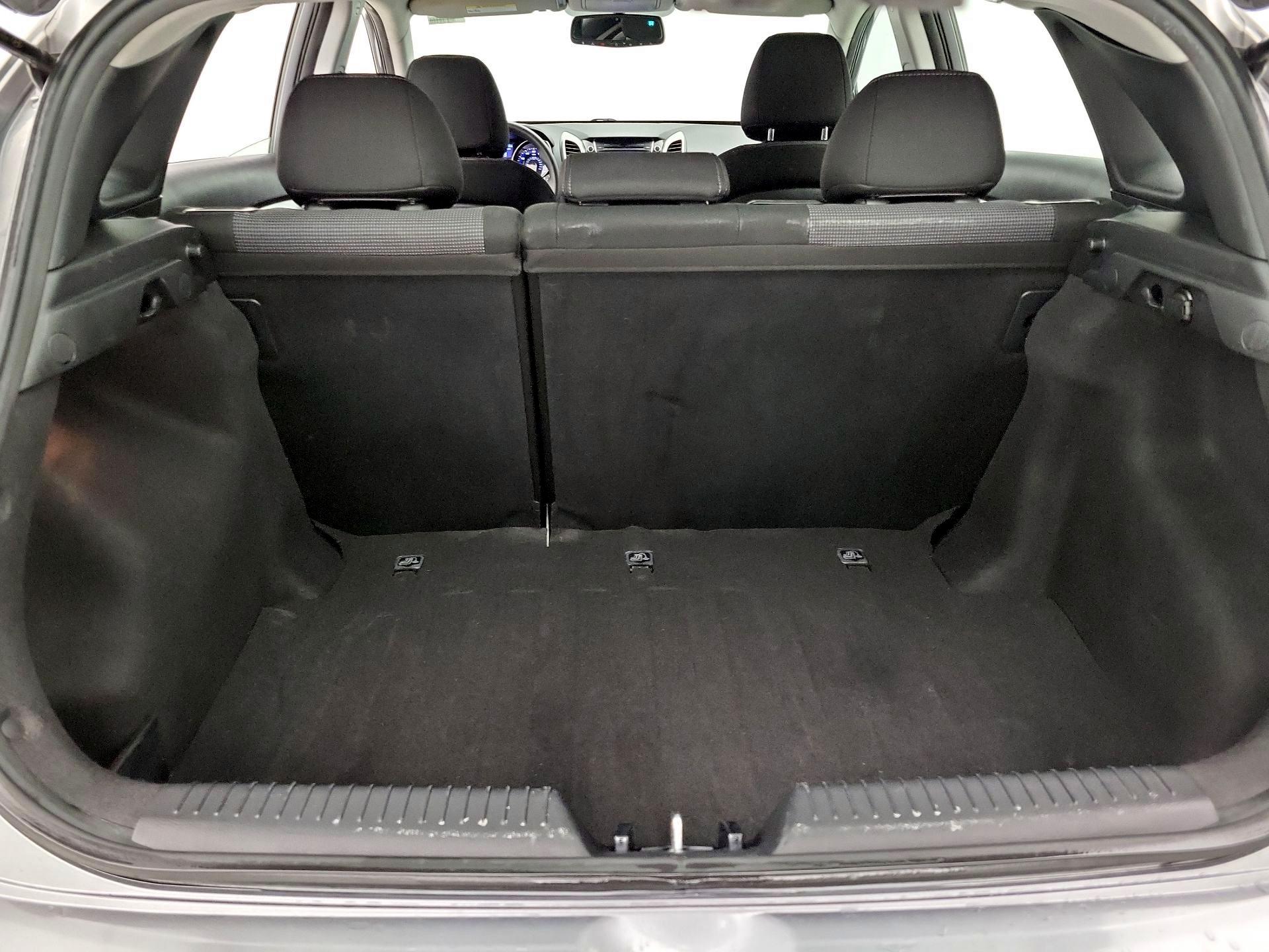 Thumbnail: 2013 Hyundai Elantra - 19