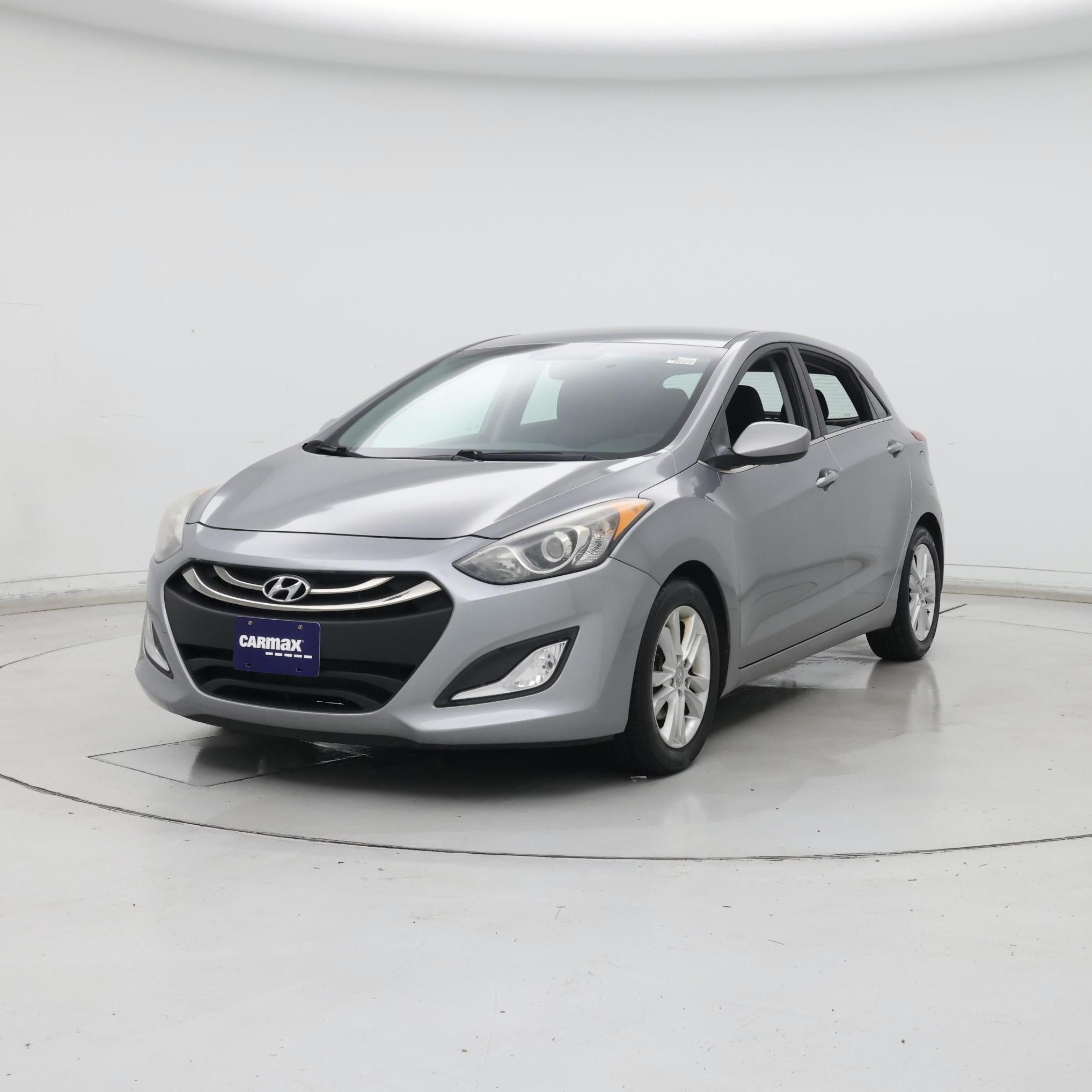 Thumbnail: 2013 Hyundai Elantra - 4