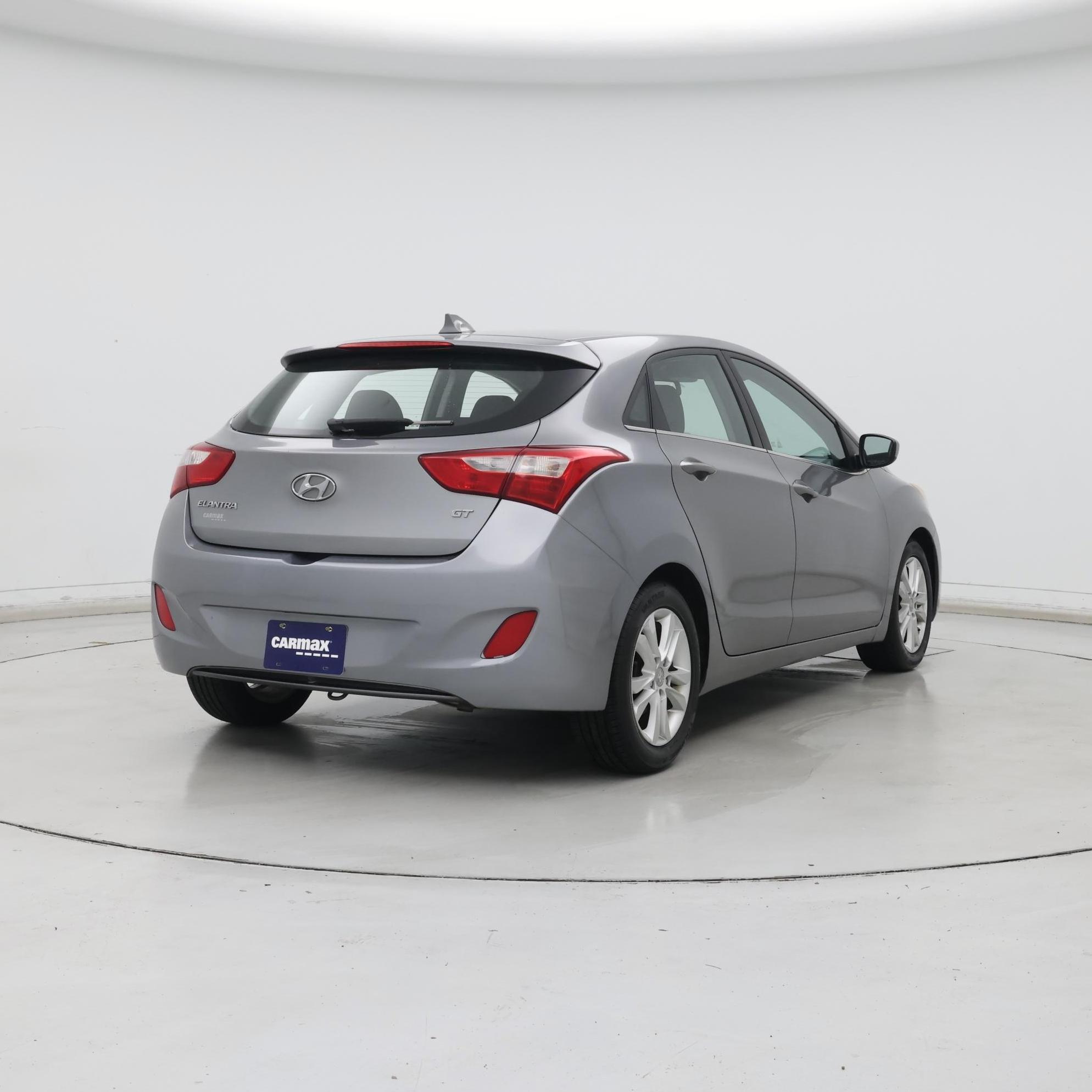 Thumbnail: 2013 Hyundai Elantra - 8