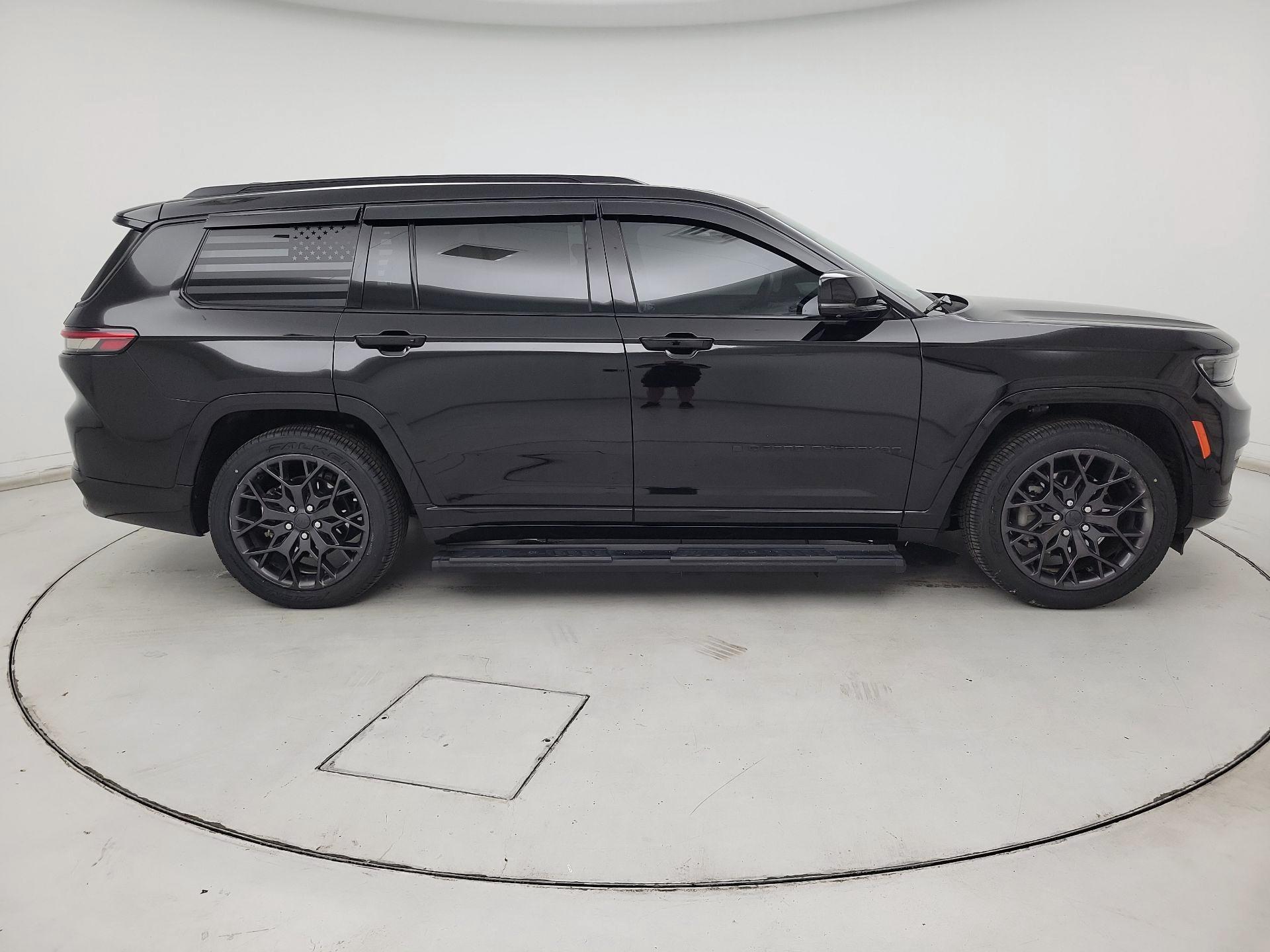 Thumbnail: 2023 Jeep Grand Cherokee L - 4