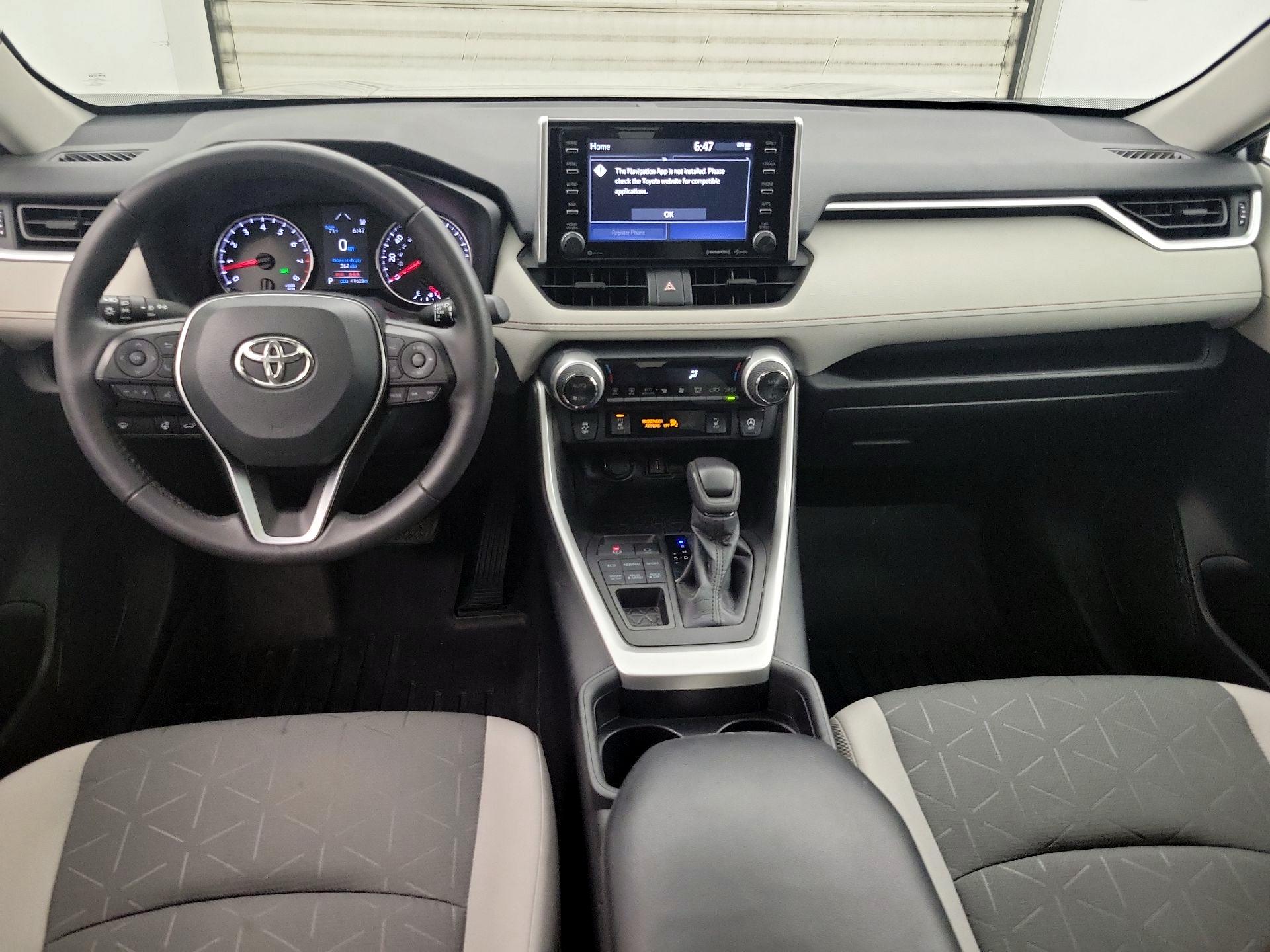 Thumbnail: 2020 Toyota RAV4 - 8