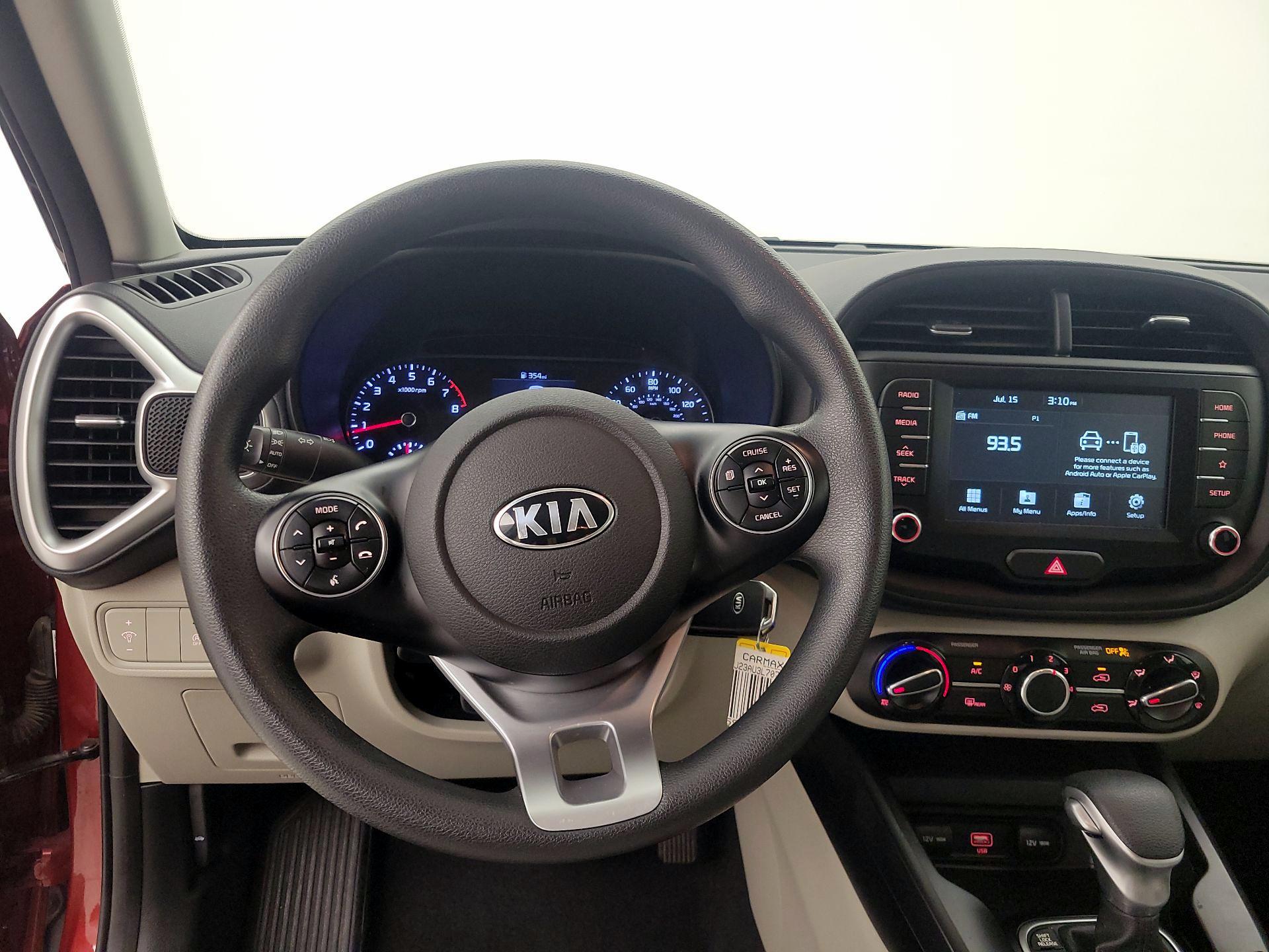 Thumbnail: 2020 Kia Soul - 10