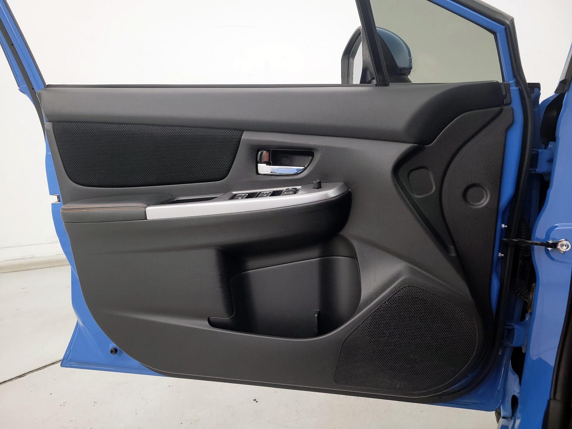 Thumbnail: 2017 Subaru Crosstrek - 12