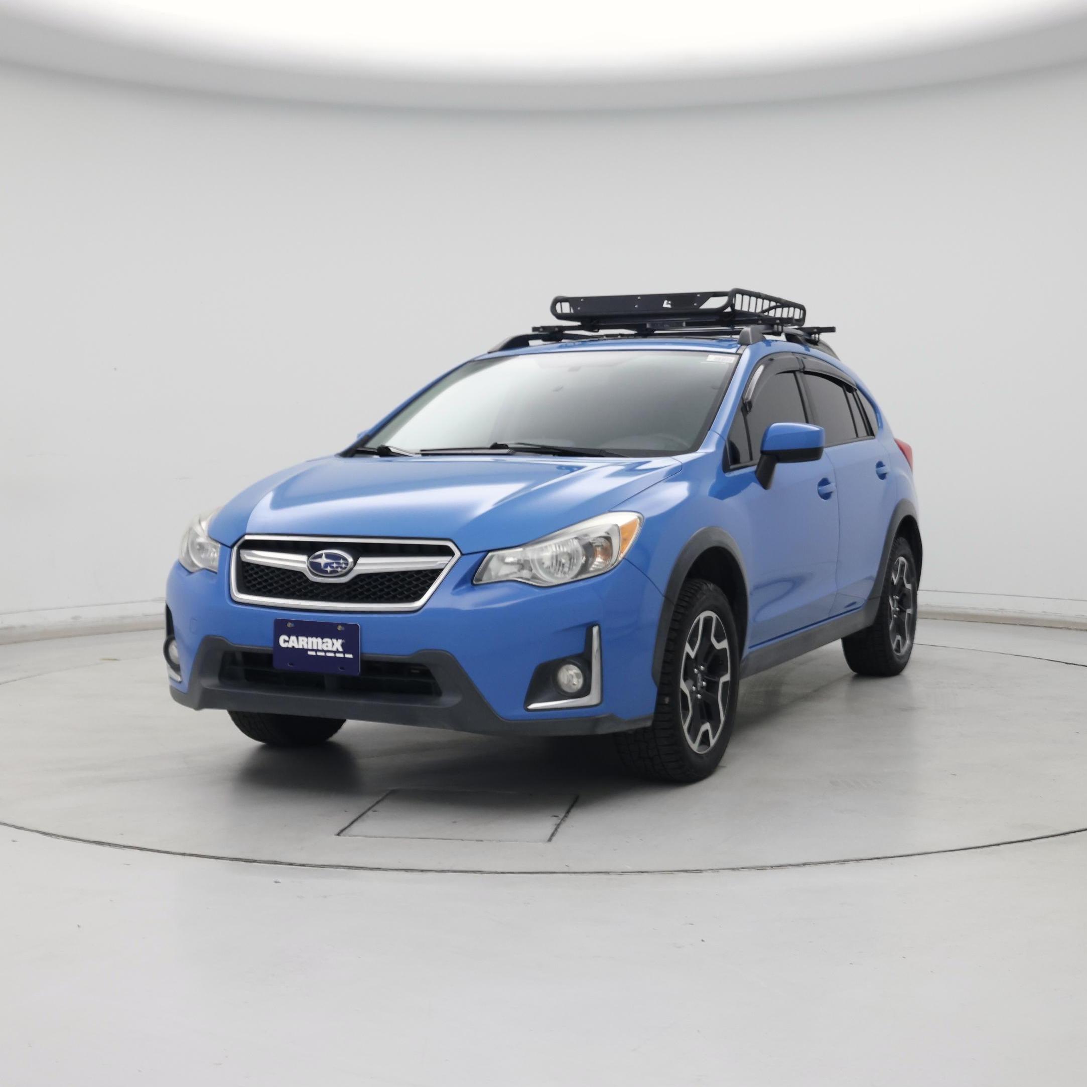 Thumbnail: 2017 Subaru Crosstrek - 4