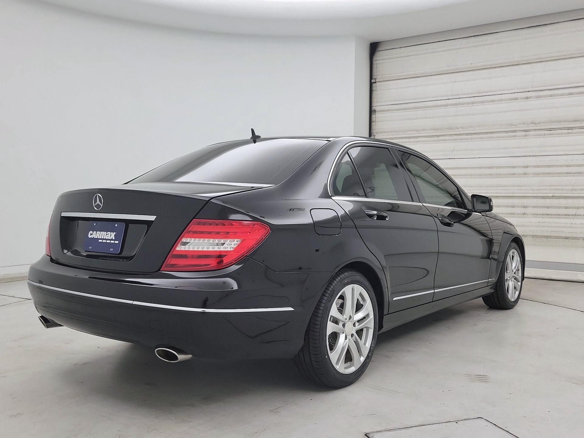 Thumbnail: 2014 Mercedes-Benz C-Class - 5