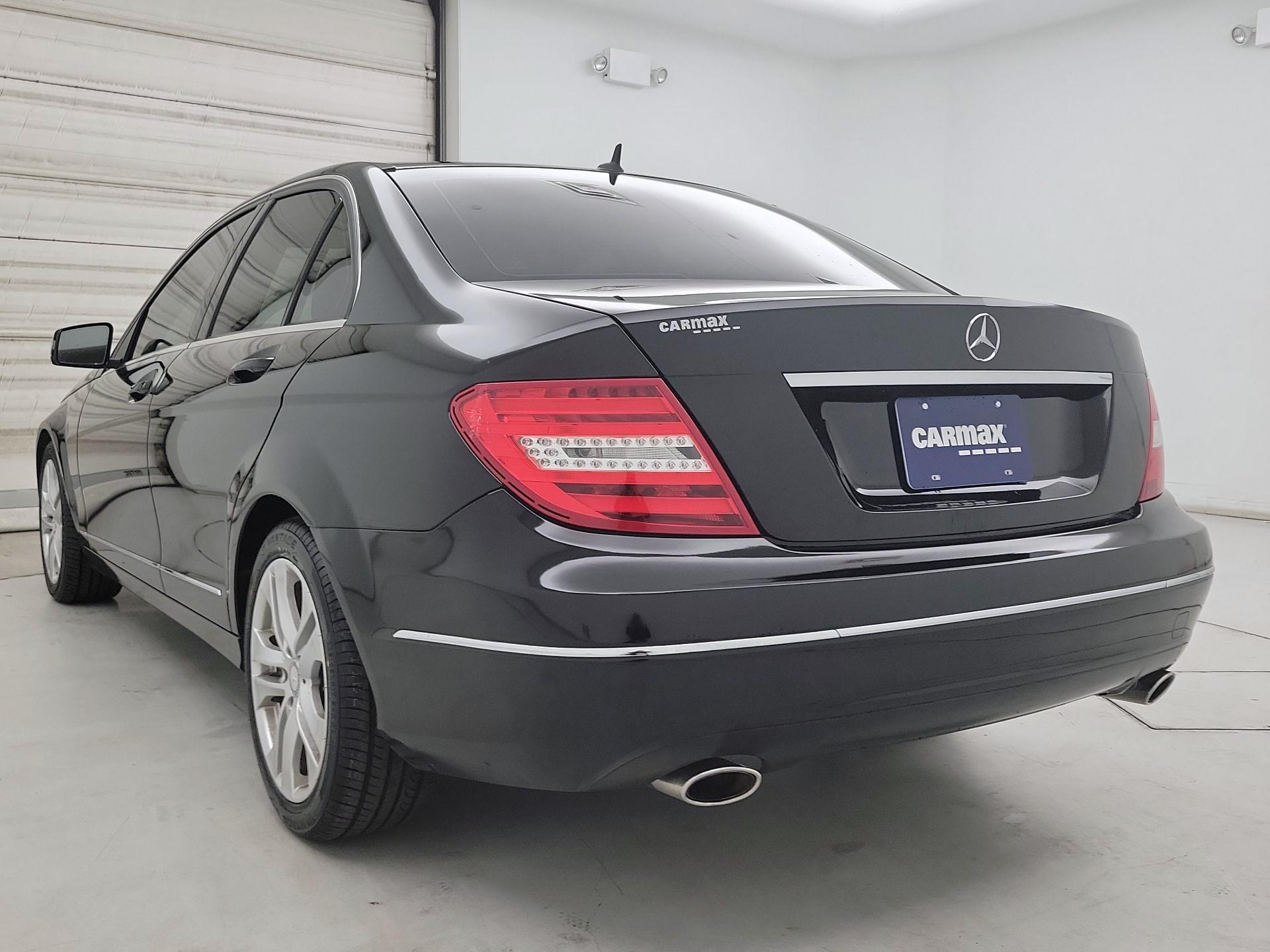 Thumbnail: 2014 Mercedes-Benz C-Class - 7