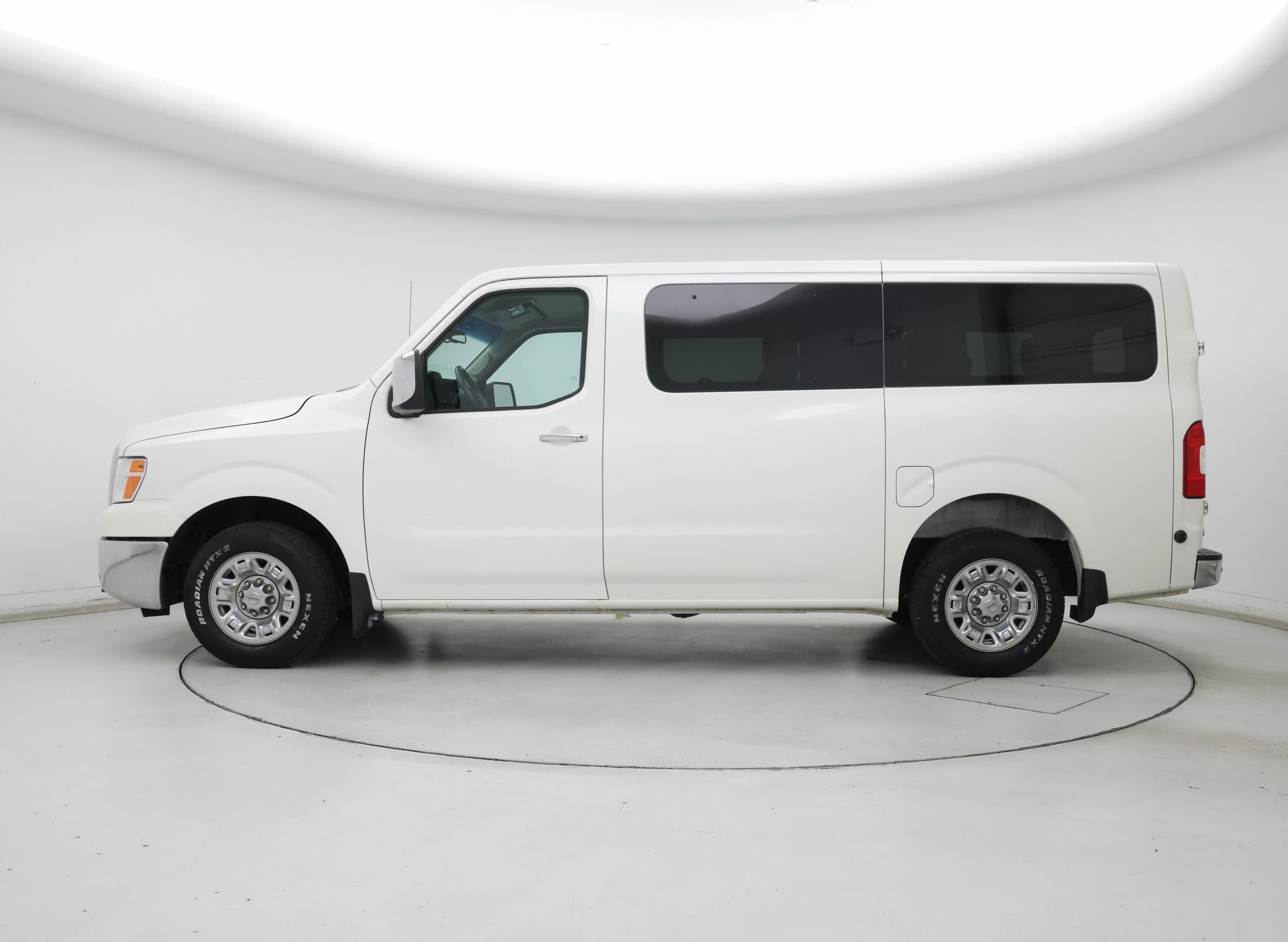 Thumbnail: 2021 Nissan NV - 3