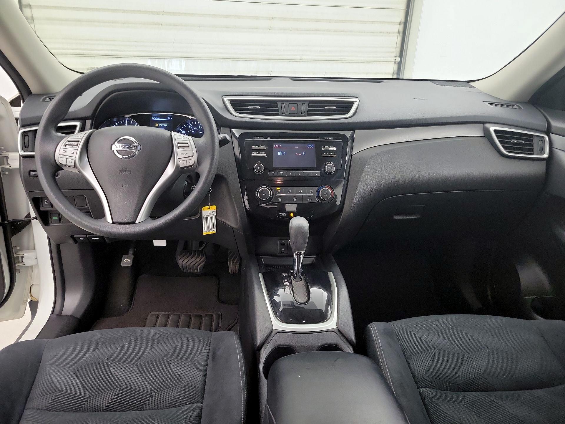 Thumbnail: 2016 Nissan Rogue - 8