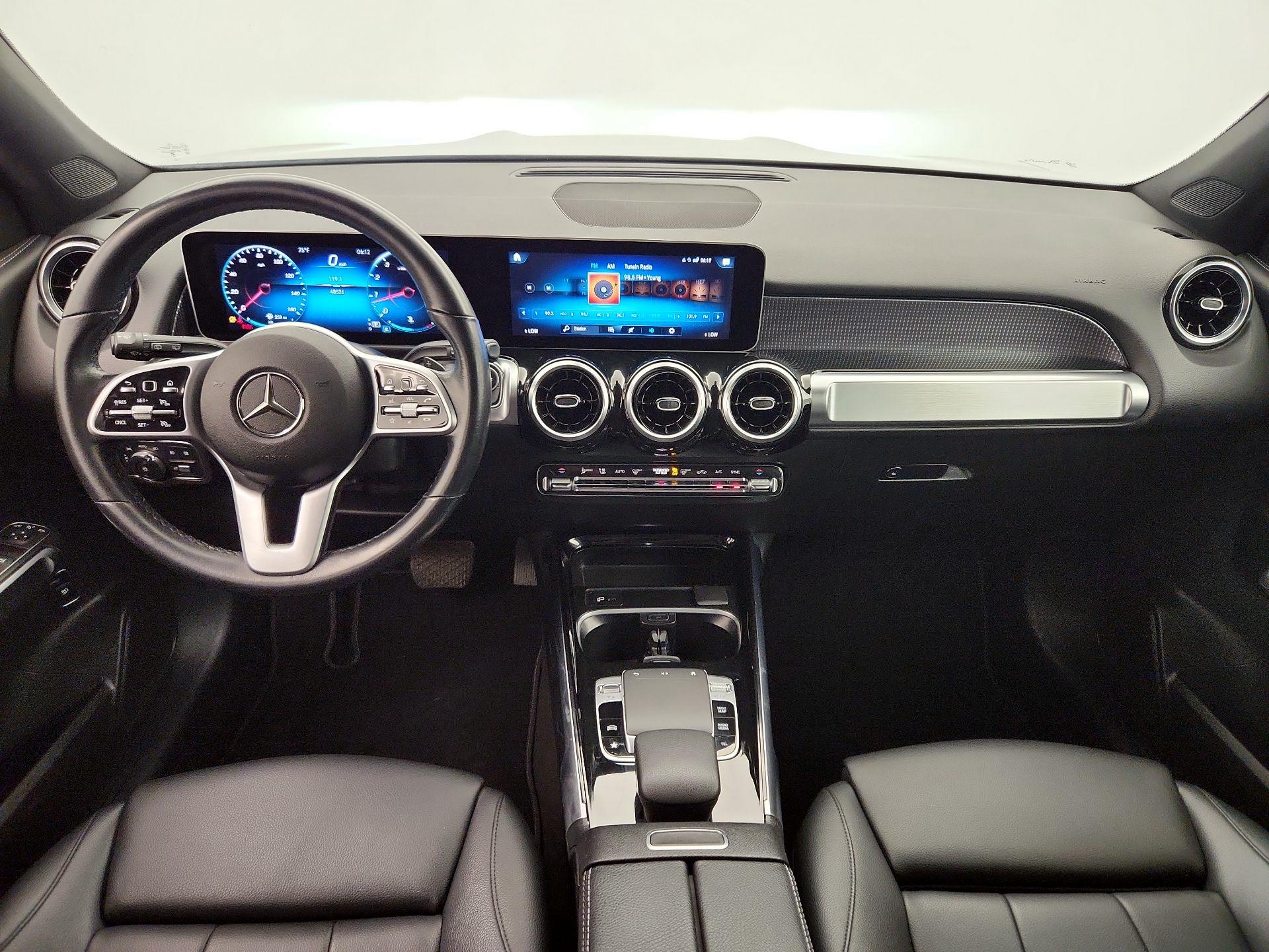 Thumbnail: 2020 Mercedes-Benz GLB - 9