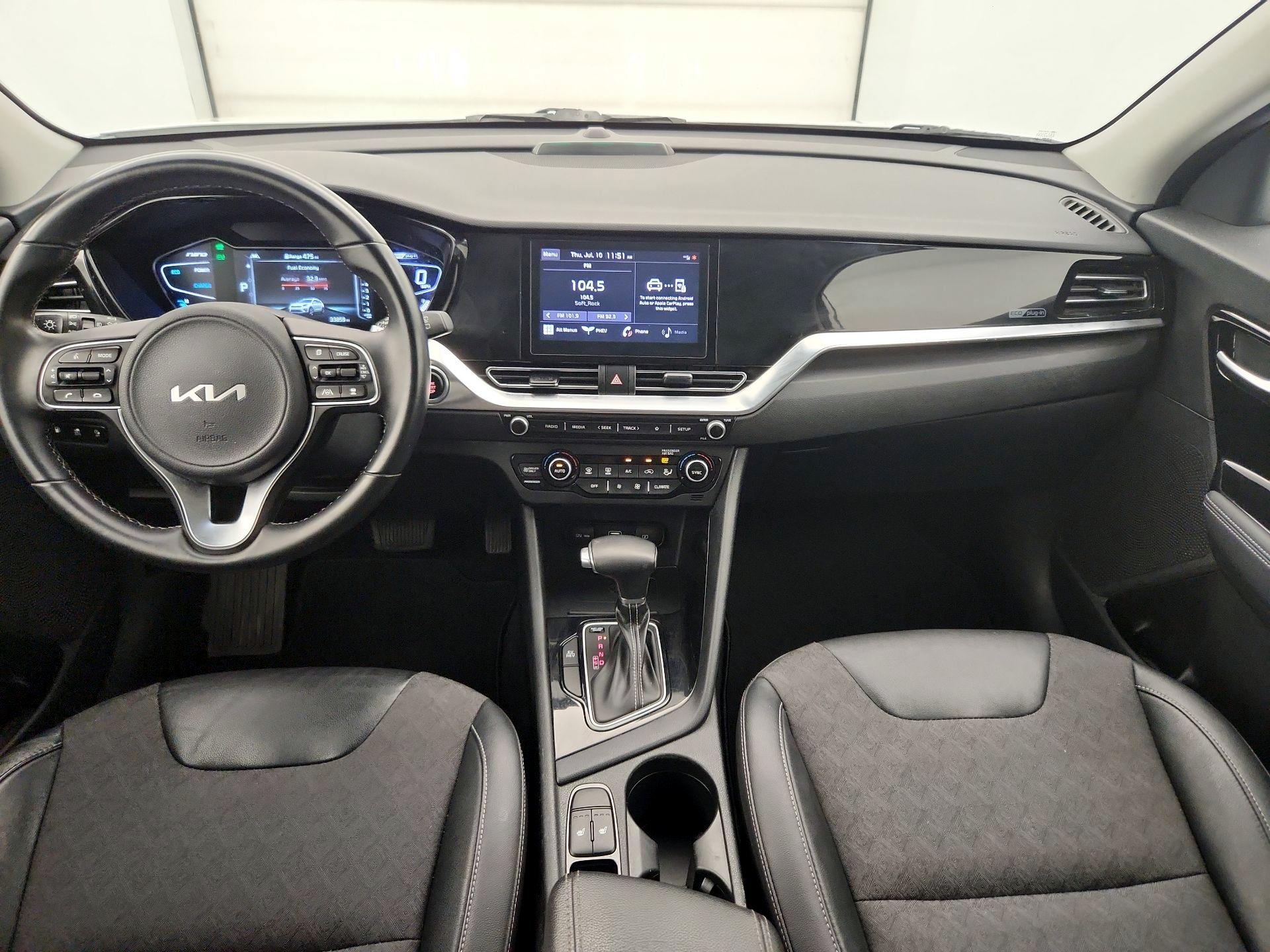 Thumbnail: 2022 Kia Niro - 9