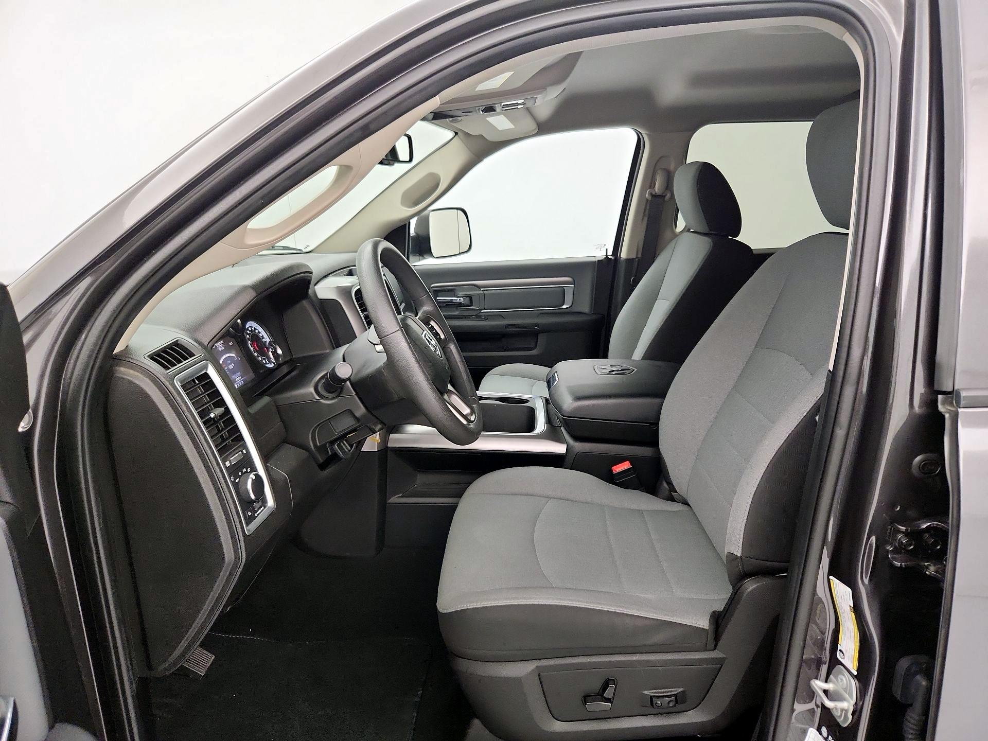 Thumbnail: 2023 RAM 1500 Classic - 11