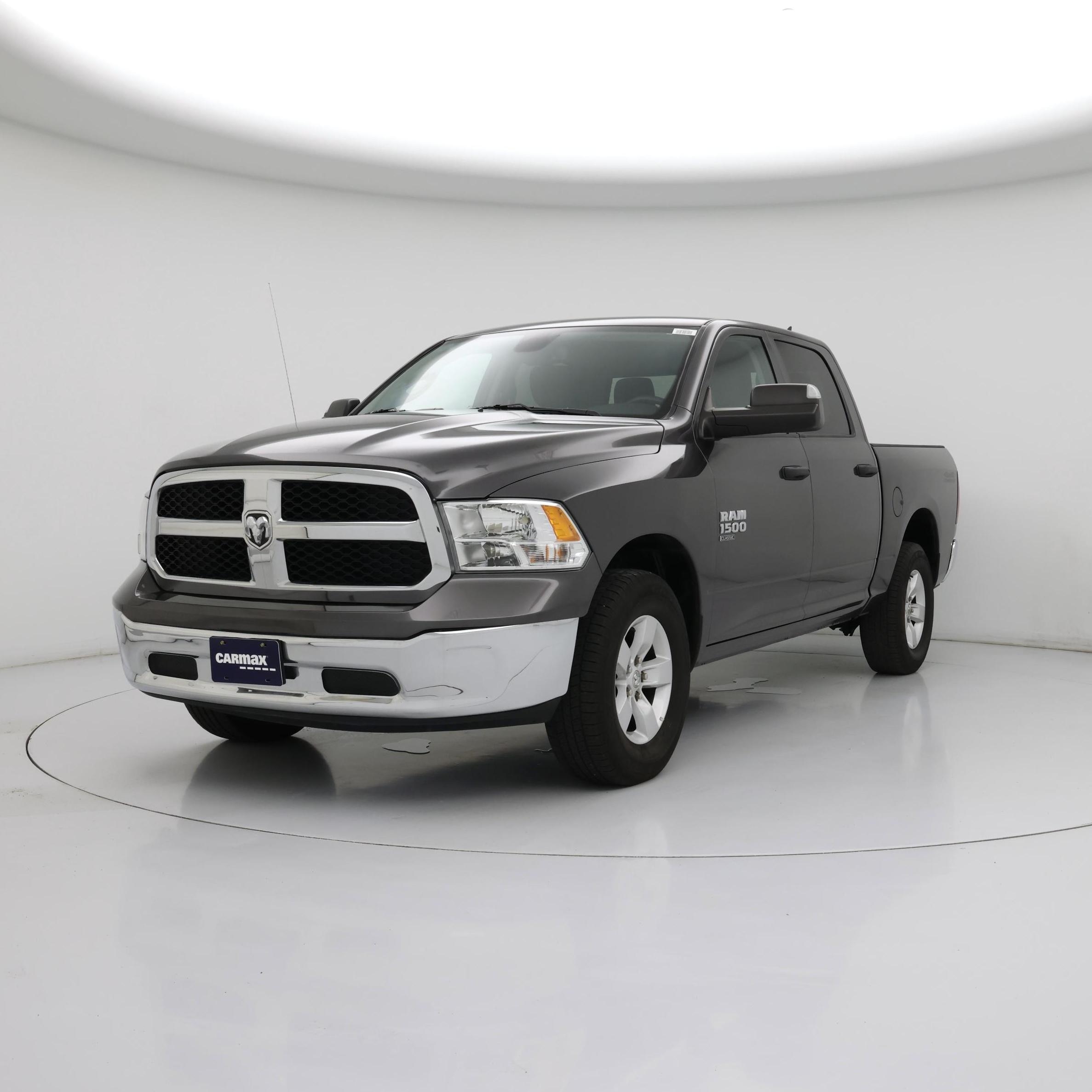 Thumbnail: 2023 RAM 1500 Classic - 4