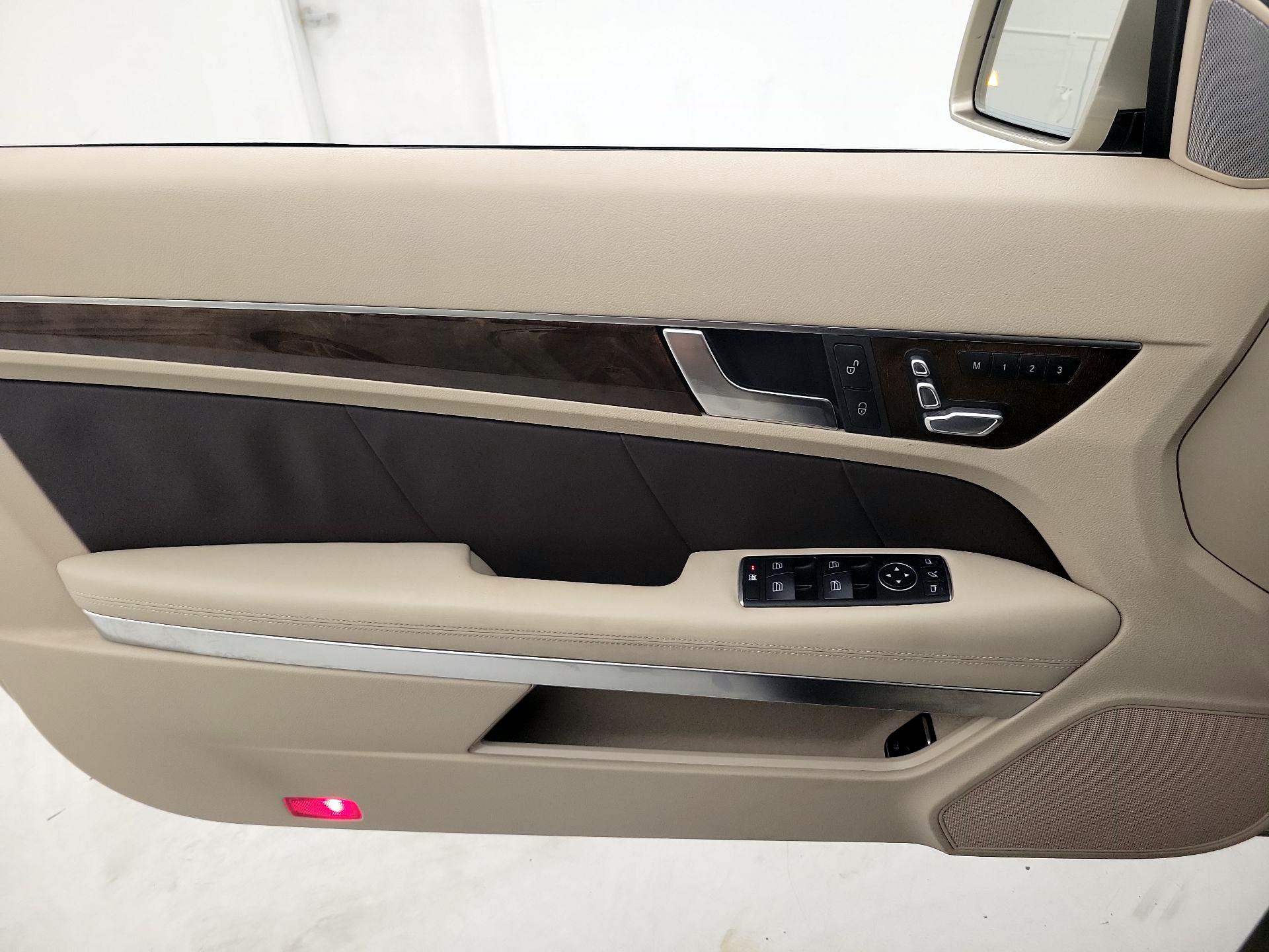 Thumbnail: 2015 Mercedes-Benz E-Class - 12