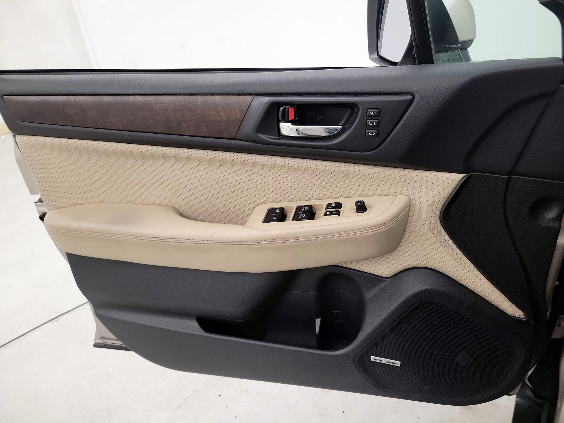 Thumbnail: 2015 Subaru Outback - 12