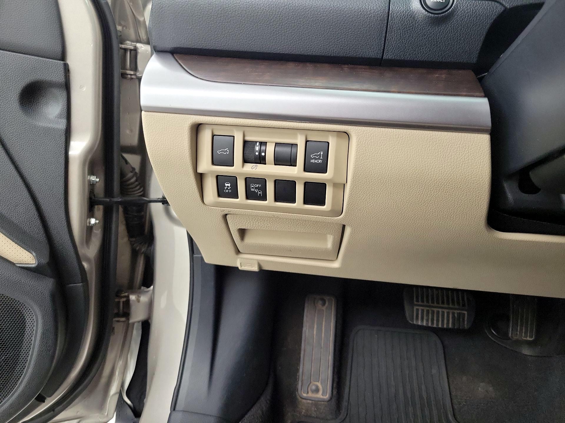 Thumbnail: 2015 Subaru Outback - 13