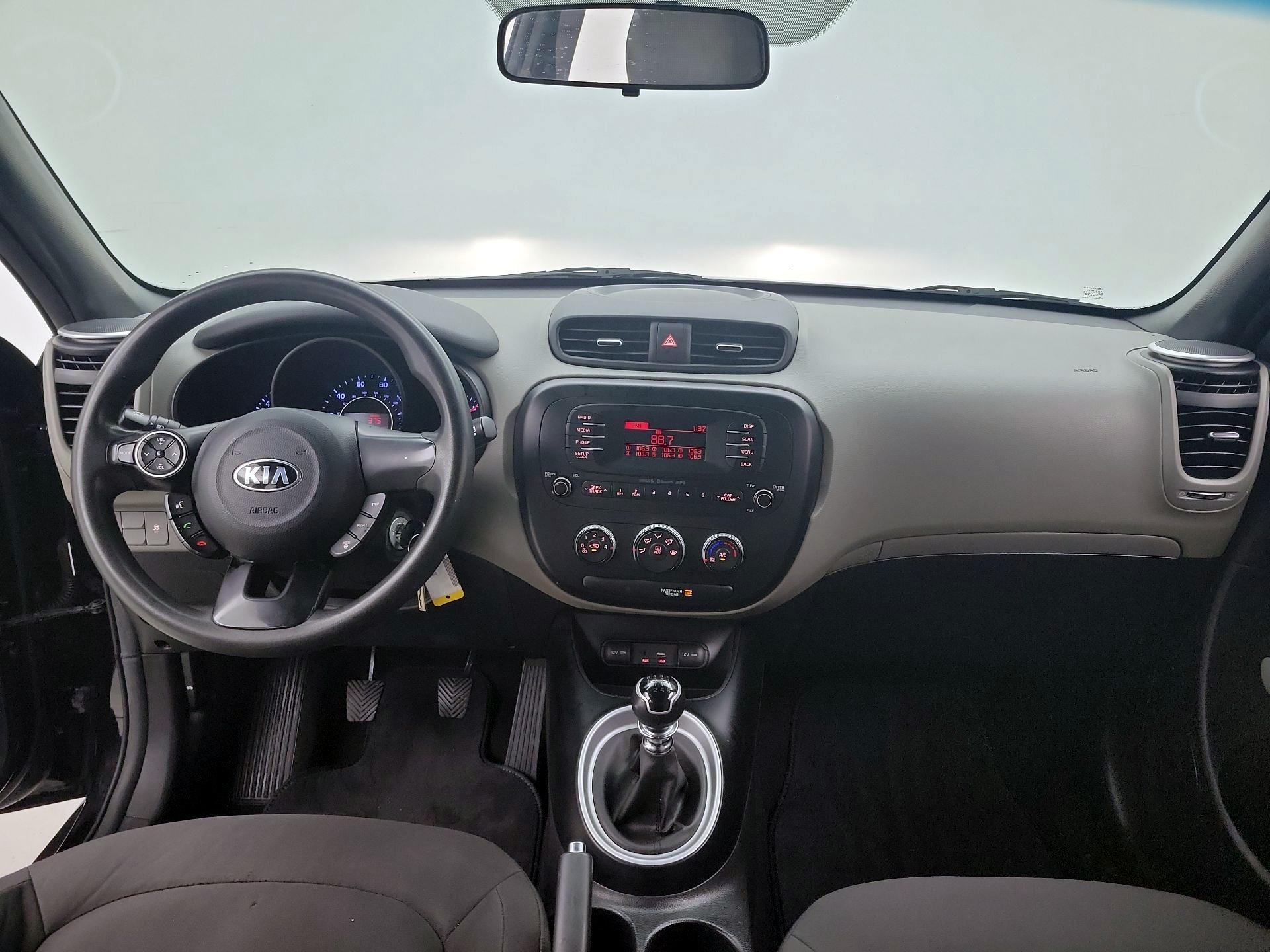 Thumbnail: 2015 Kia Soul - 9