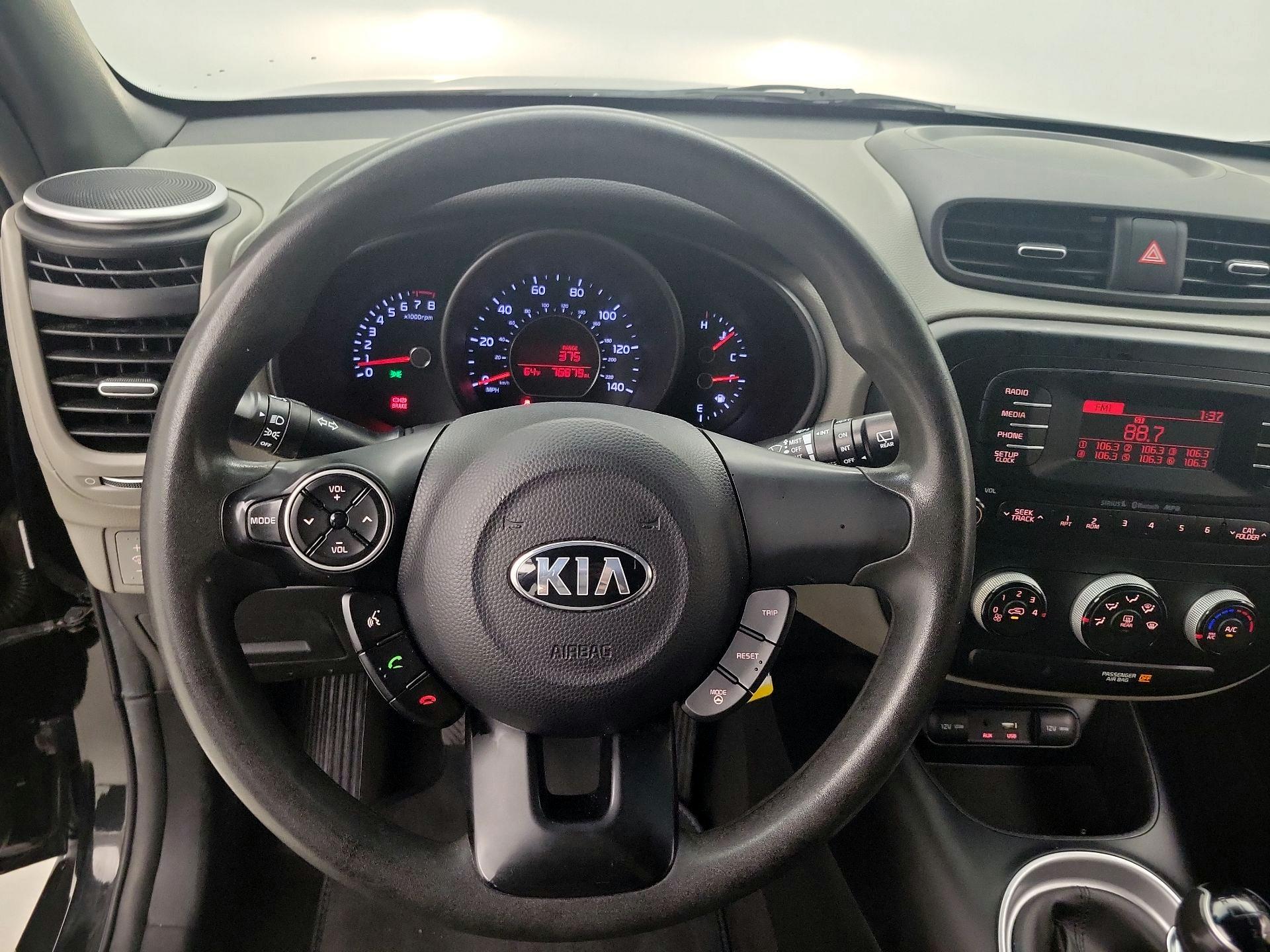 Thumbnail: 2015 Kia Soul - 10
