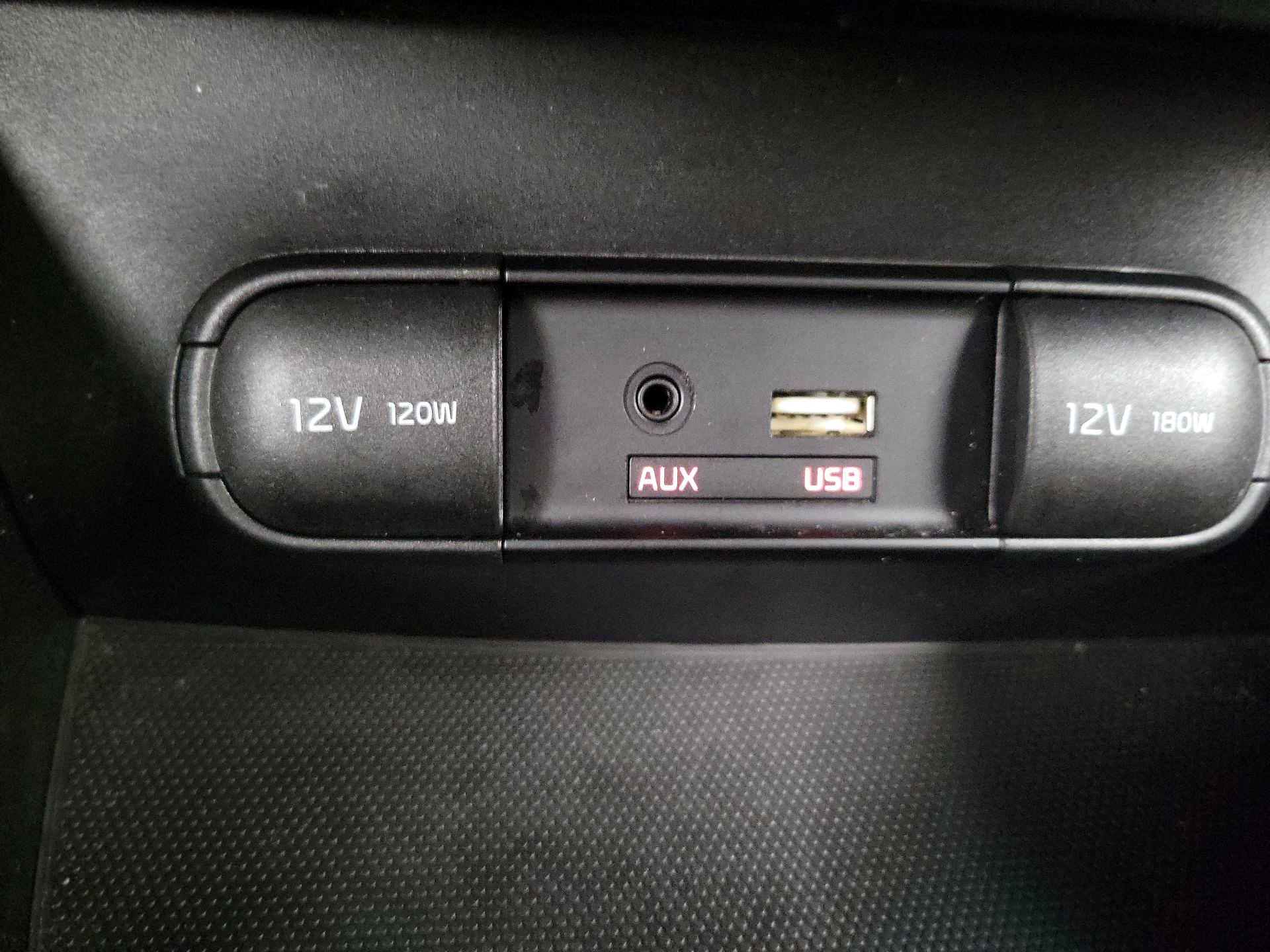 Thumbnail: 2015 Kia Soul - 17