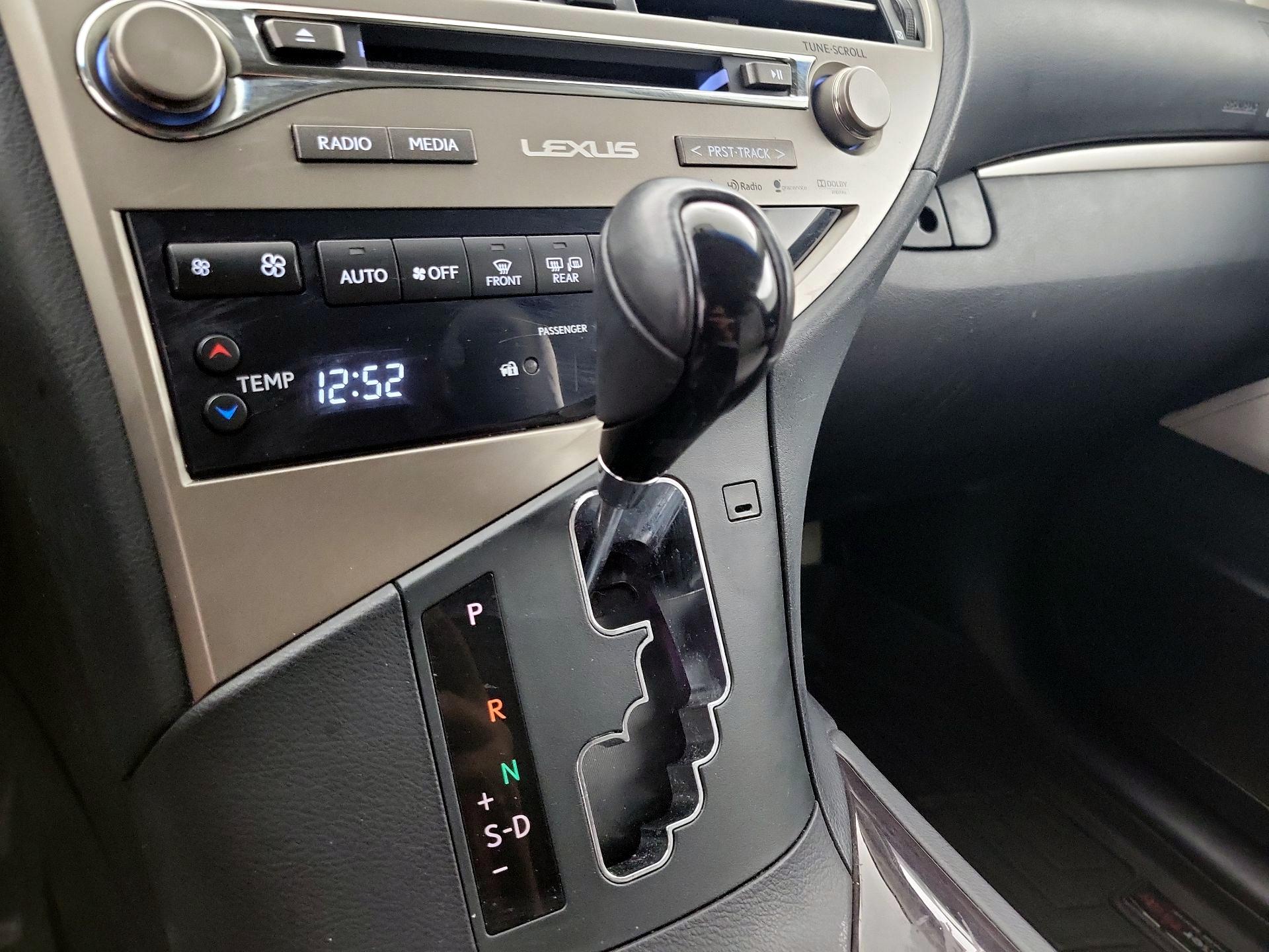 Thumbnail: 2015 Lexus RX - 16