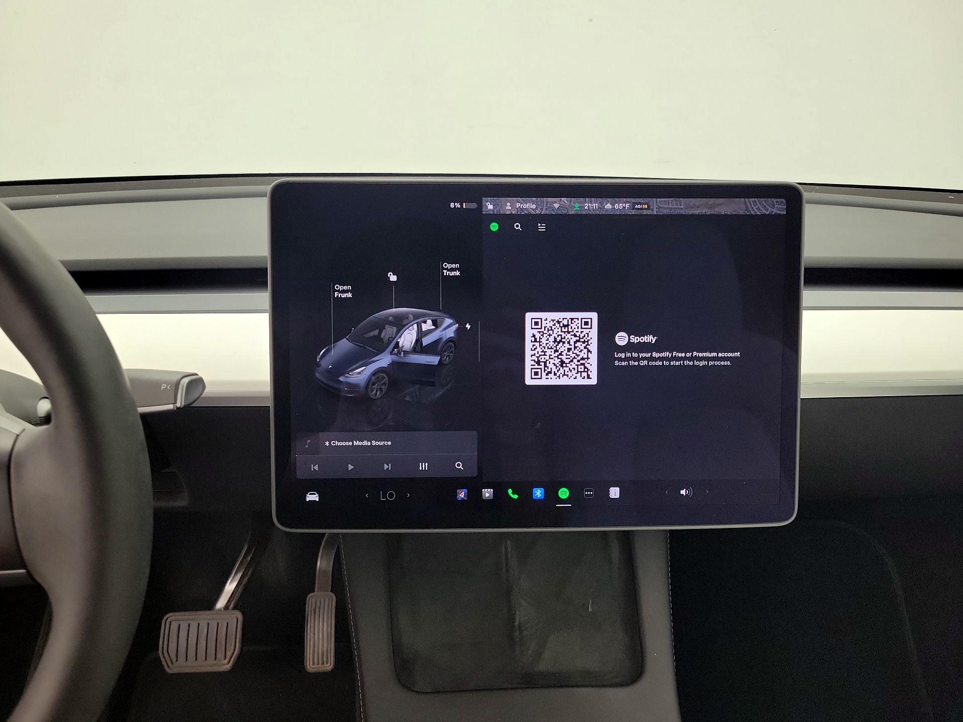 Thumbnail: 2025 Tesla Model Y - 15