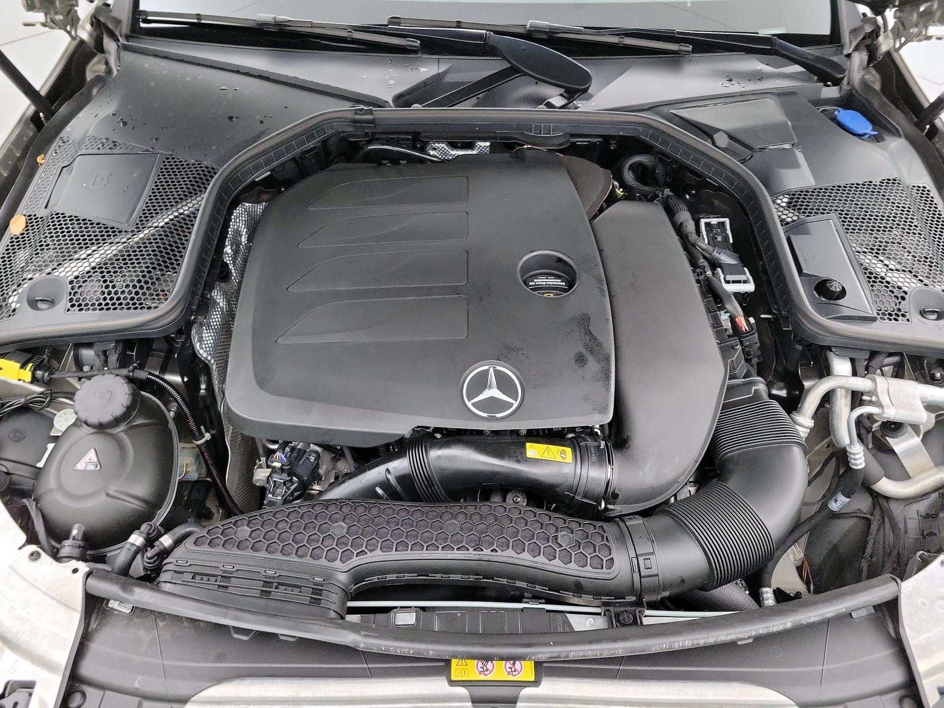 Thumbnail: 2022 Mercedes-Benz C-Class - 19