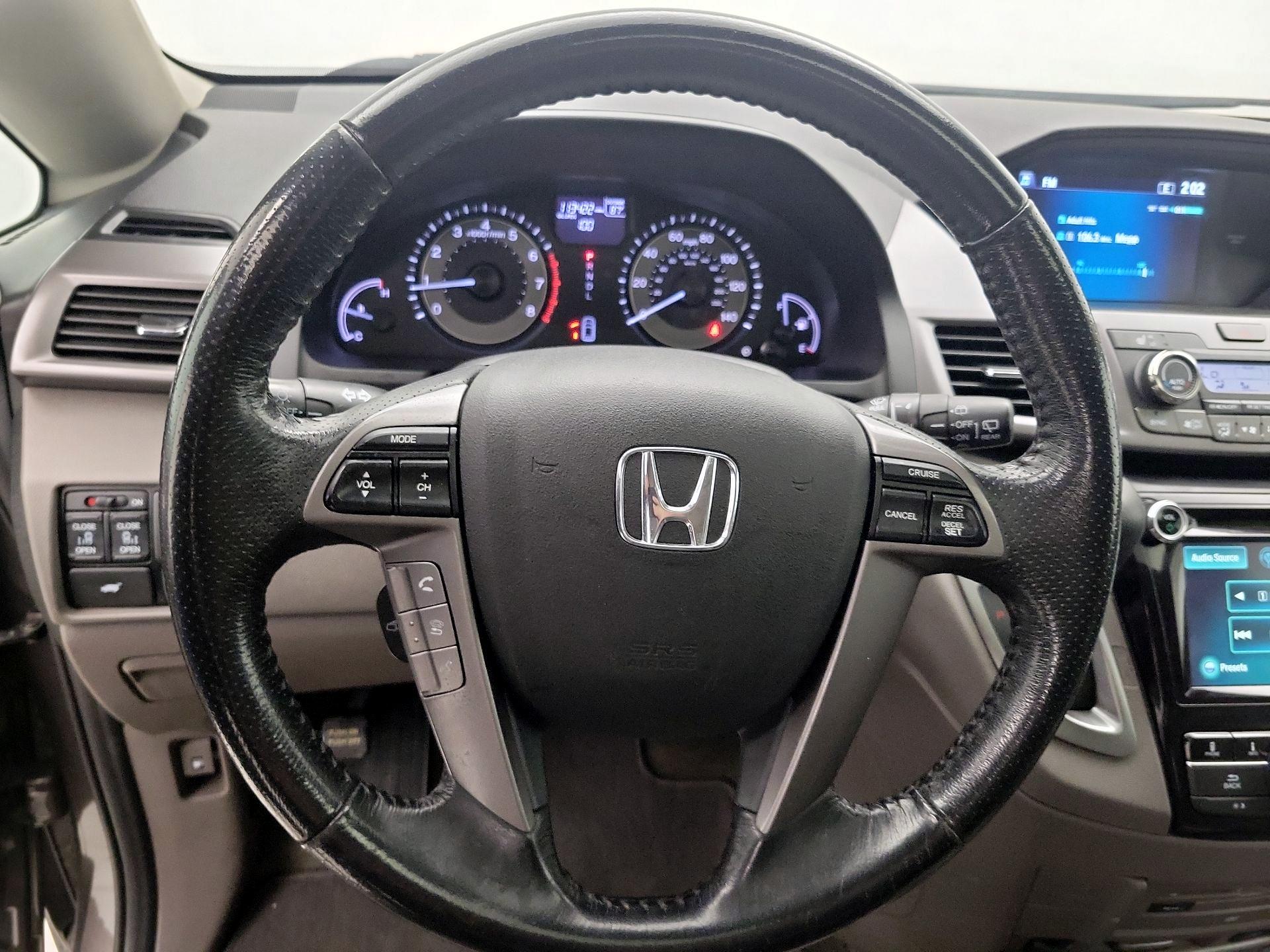 Thumbnail: 2014 Honda Odyssey - 10