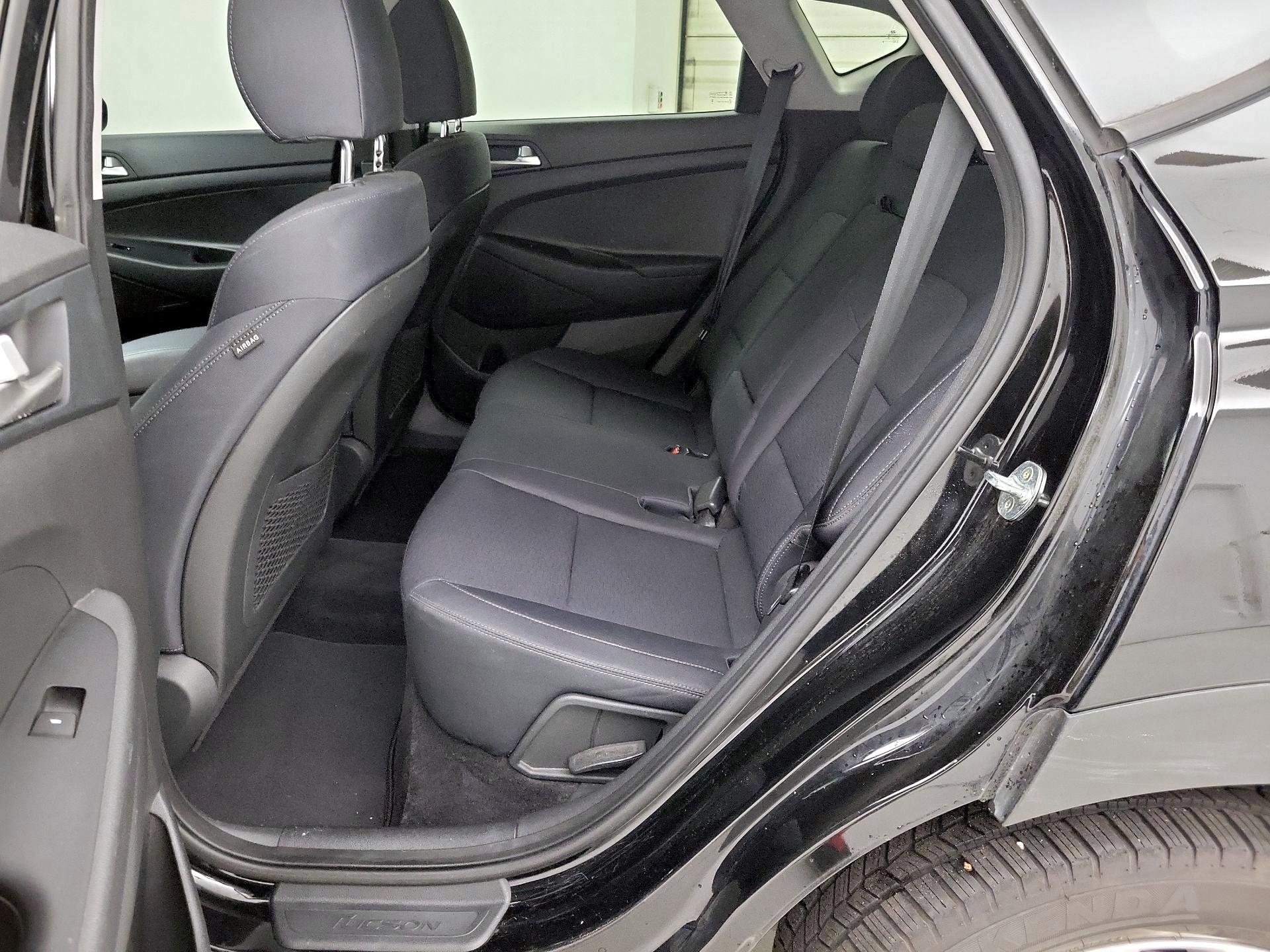 Thumbnail: 2021 Hyundai Tucson - 19