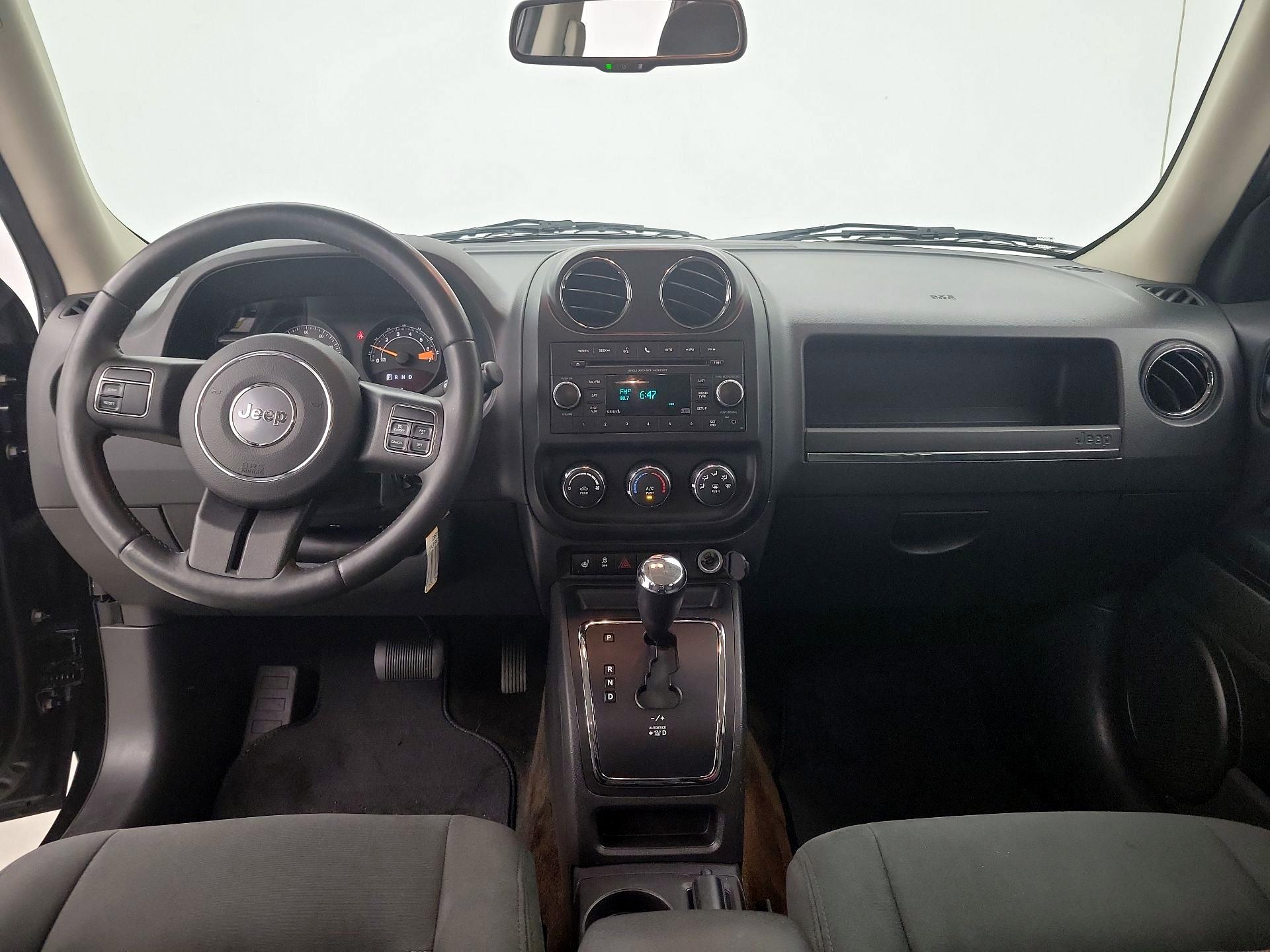 Thumbnail: 2014 Jeep Patriot - 9