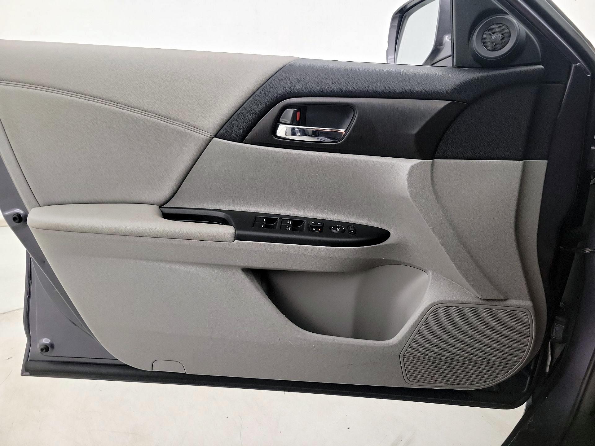 Thumbnail: 2014 Honda Accord - 12