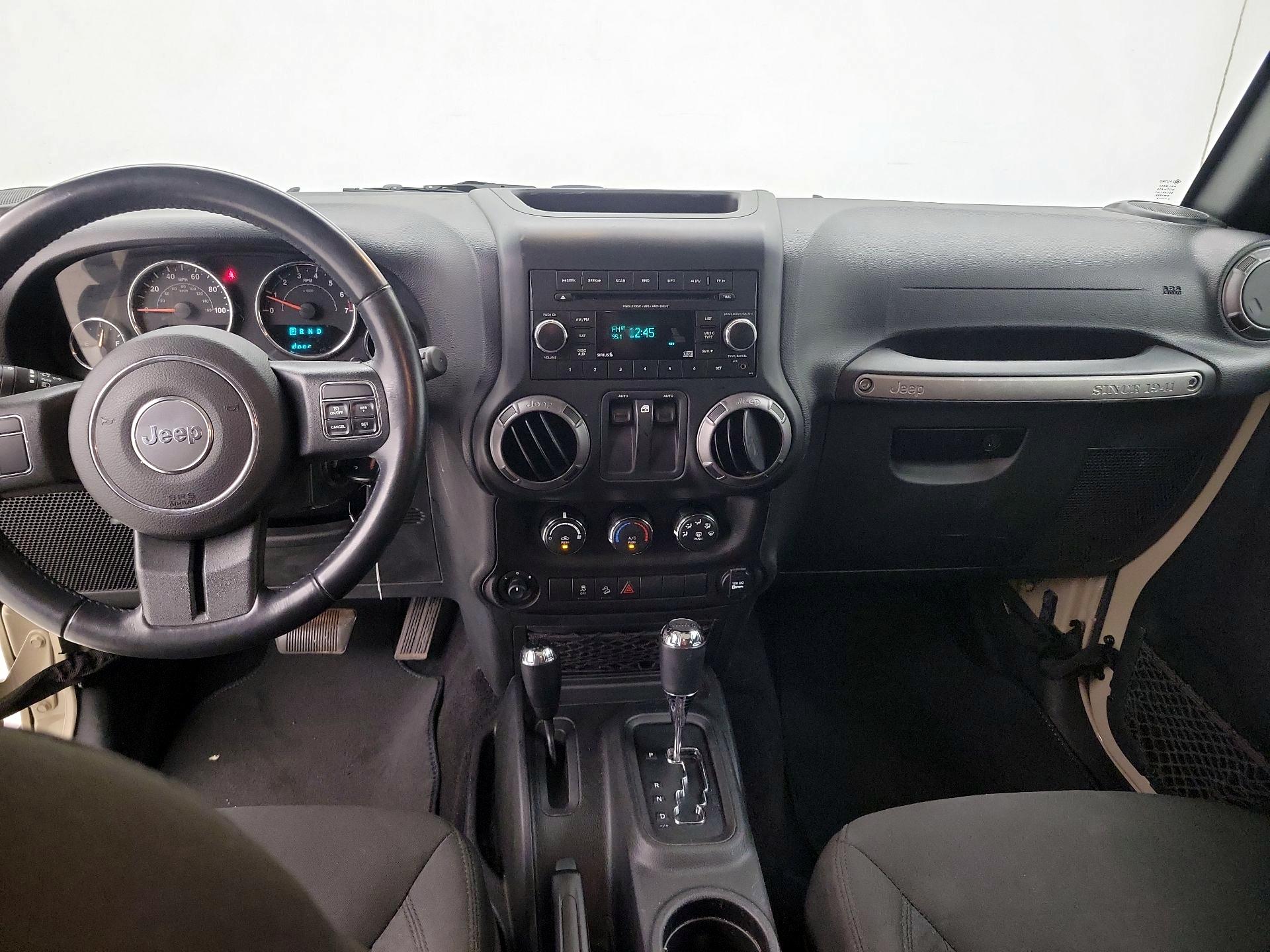 Thumbnail: 2017 Jeep Wrangler - 9