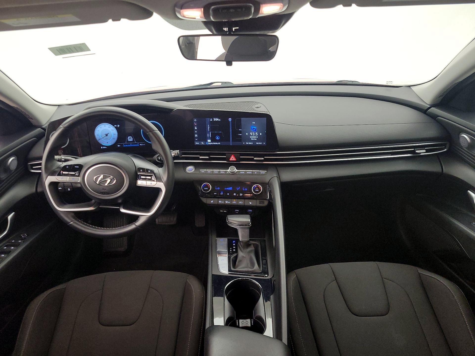 Thumbnail: 2023 Hyundai Elantra - 9
