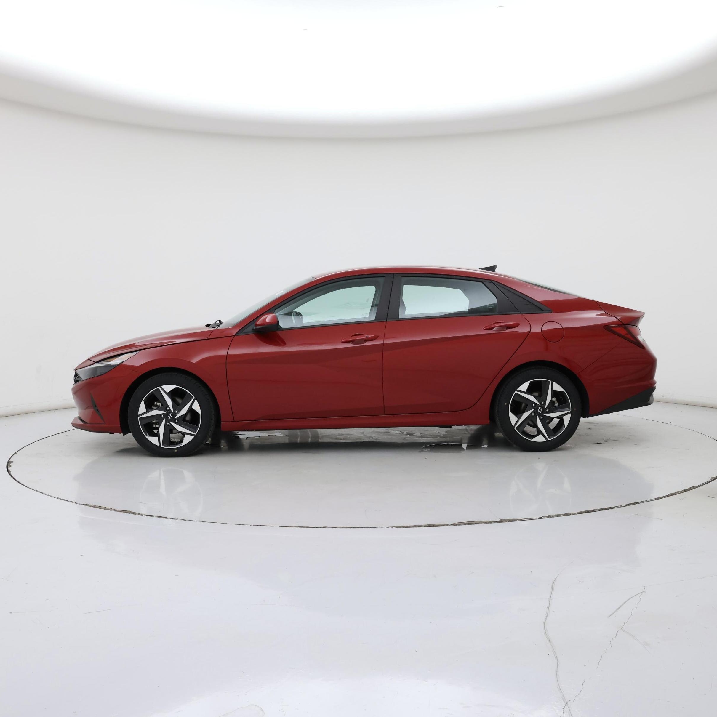 Thumbnail: 2023 Hyundai Elantra - 3