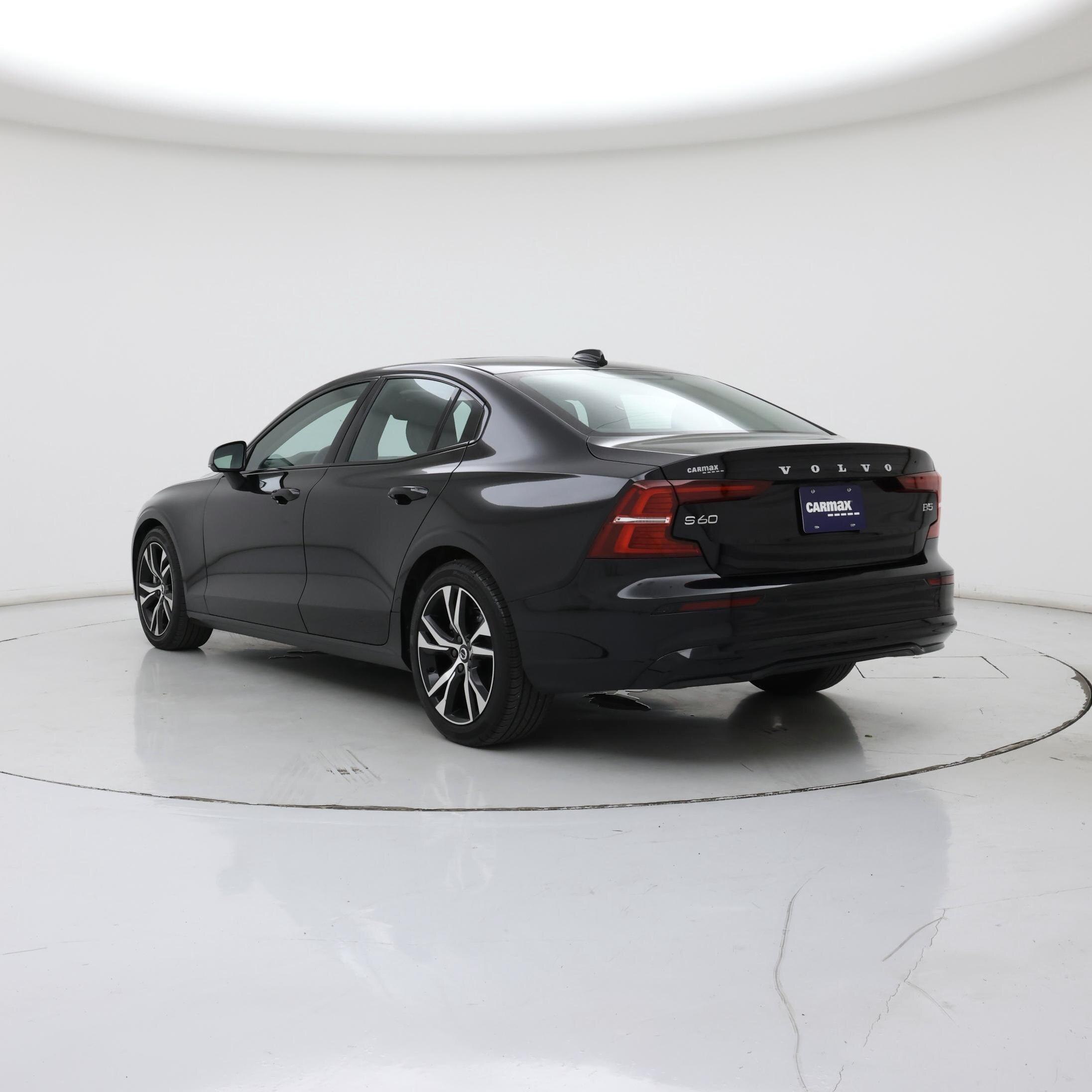 Thumbnail: 2024 Volvo S60 - 2