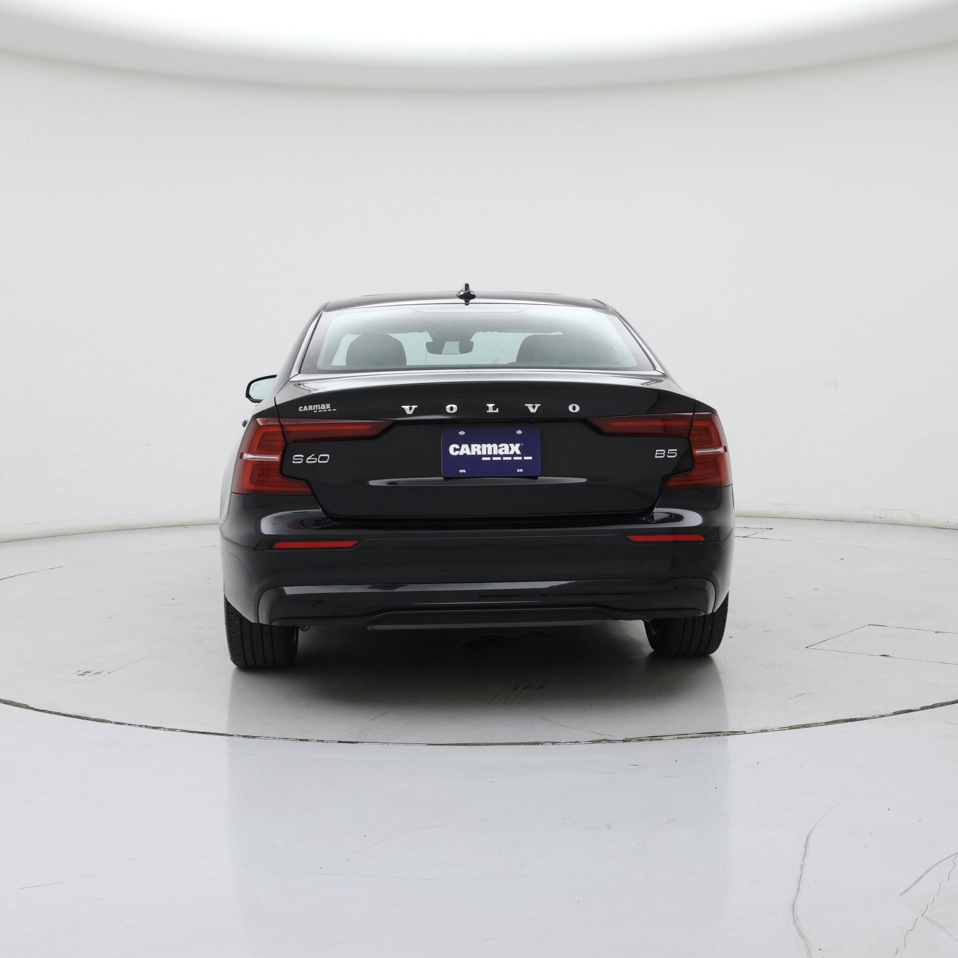Thumbnail: 2024 Volvo S60 - 6