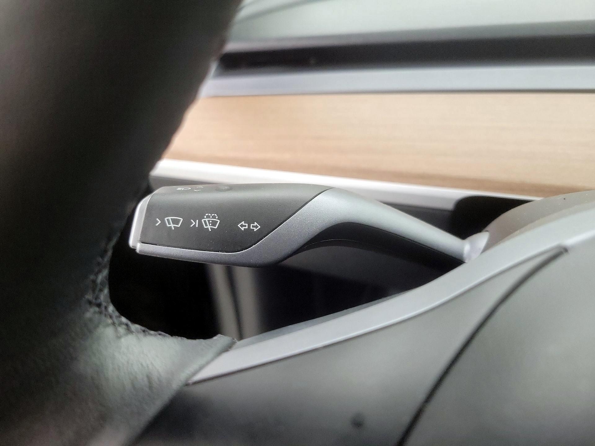 Thumbnail: 2023 Tesla Model Y - 13