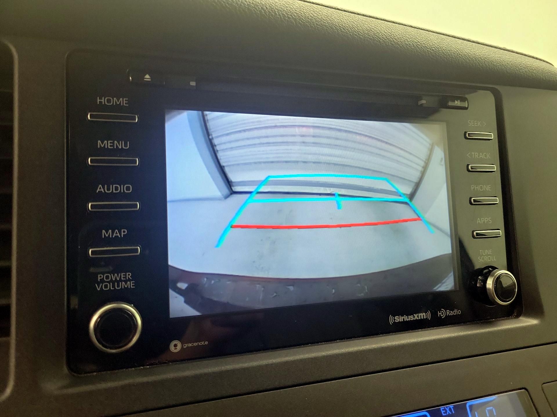 Thumbnail: 2019 Toyota Sienna - 14