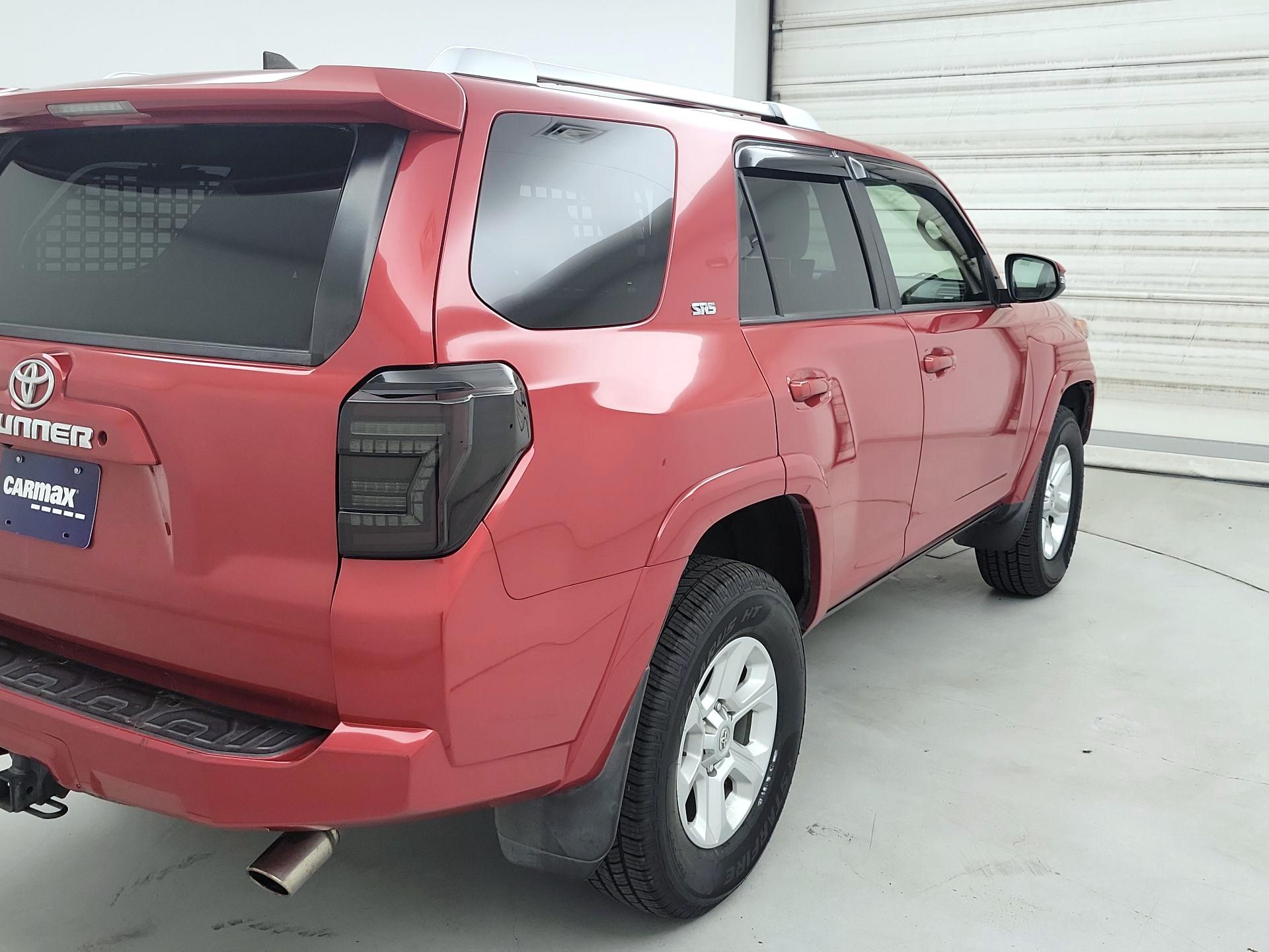 Thumbnail: 2016 Toyota 4Runner - 5
