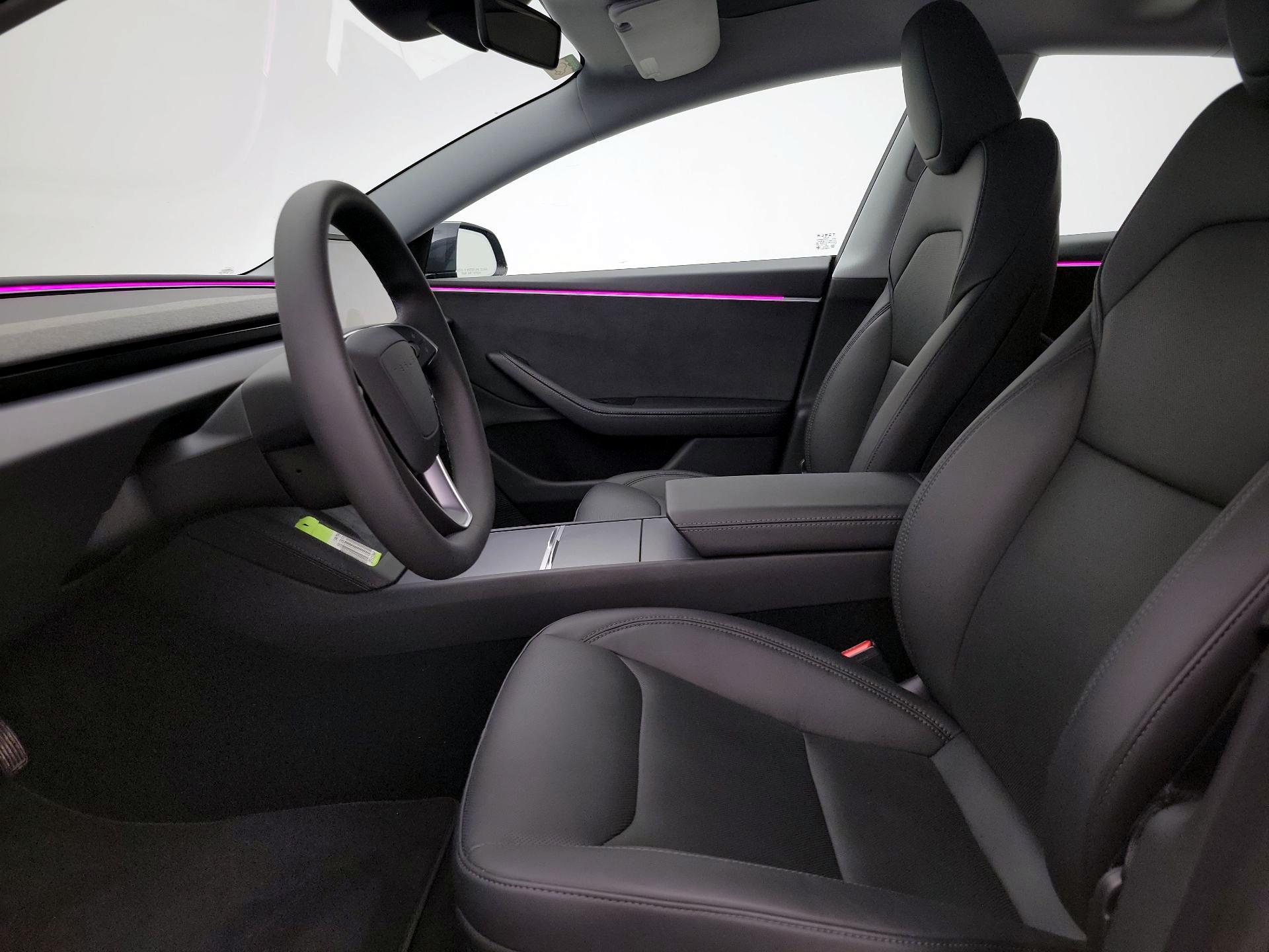 Thumbnail: 2025 Tesla Model 3 - 11