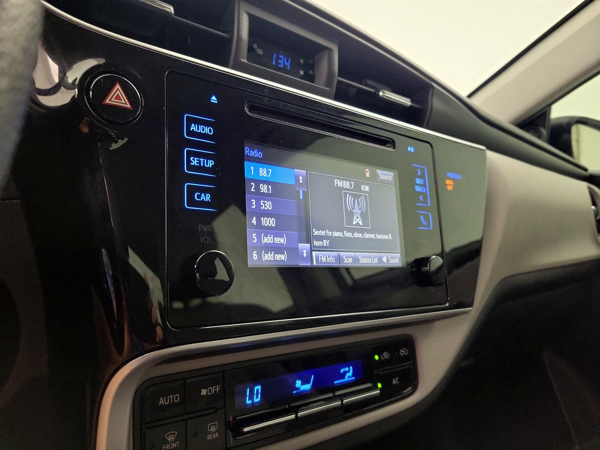 Thumbnail: 2018 Toyota Corolla - 13