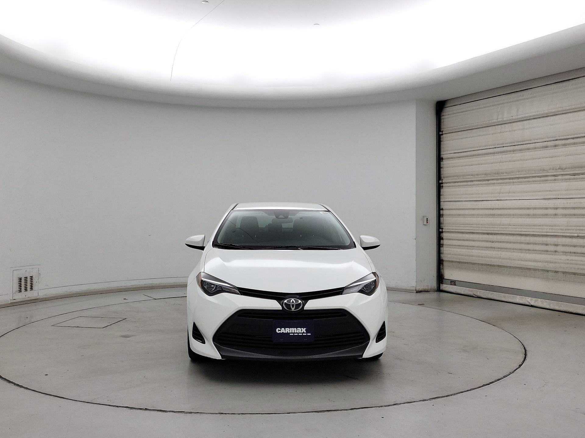Thumbnail: 2018 Toyota Corolla - 2