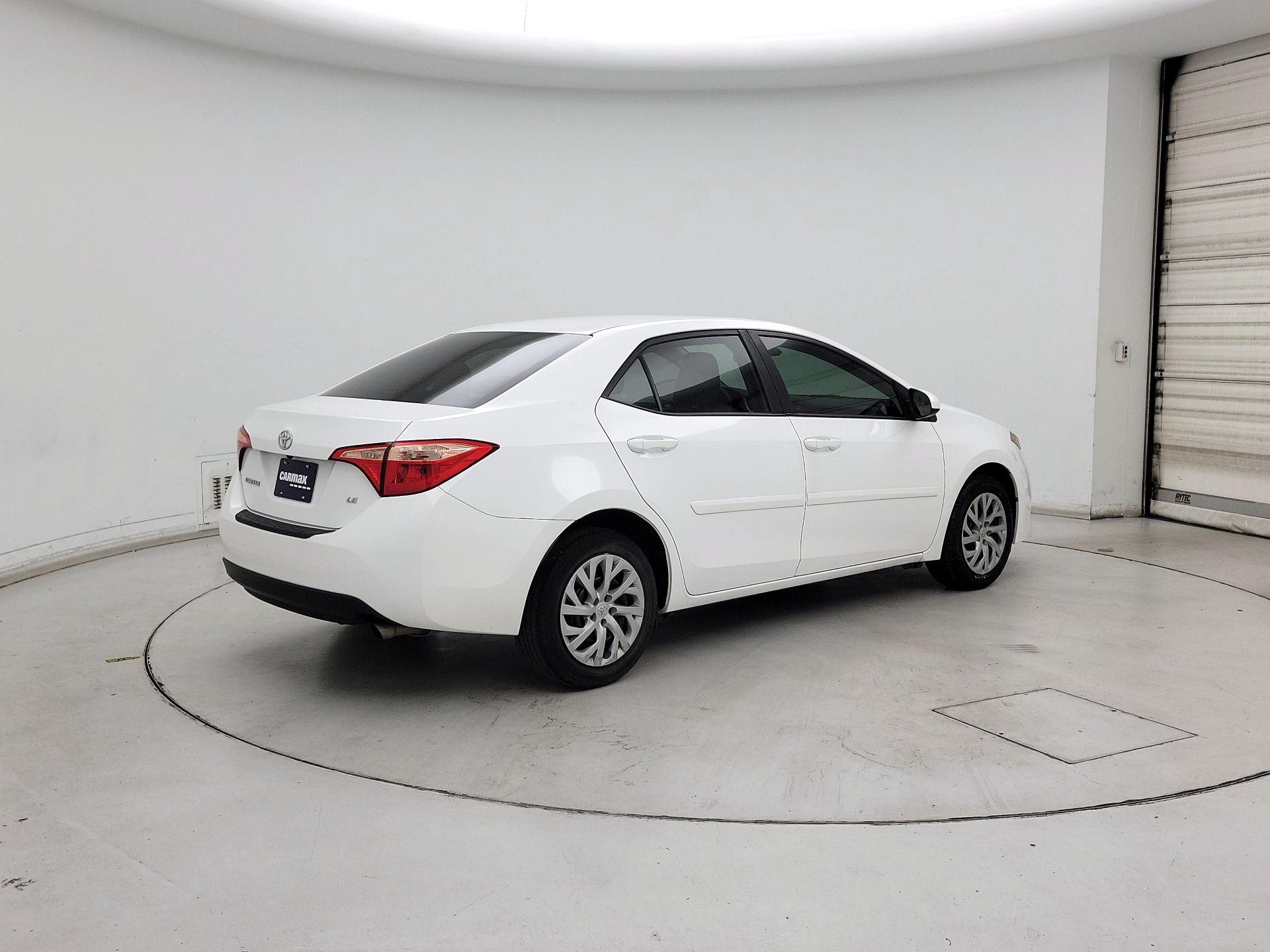 Thumbnail: 2018 Toyota Corolla - 5