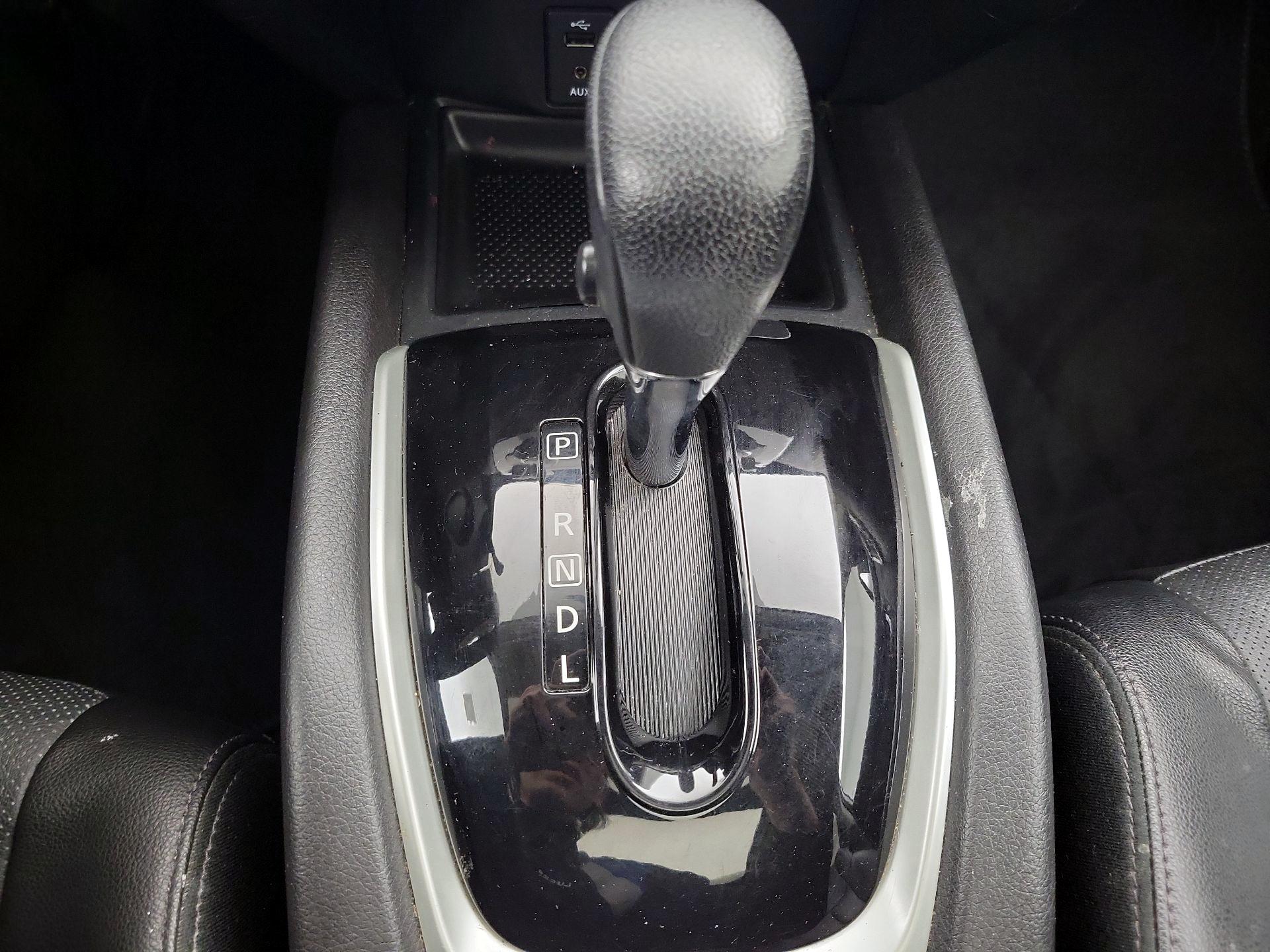 Thumbnail: 2016 Nissan Rogue - 18